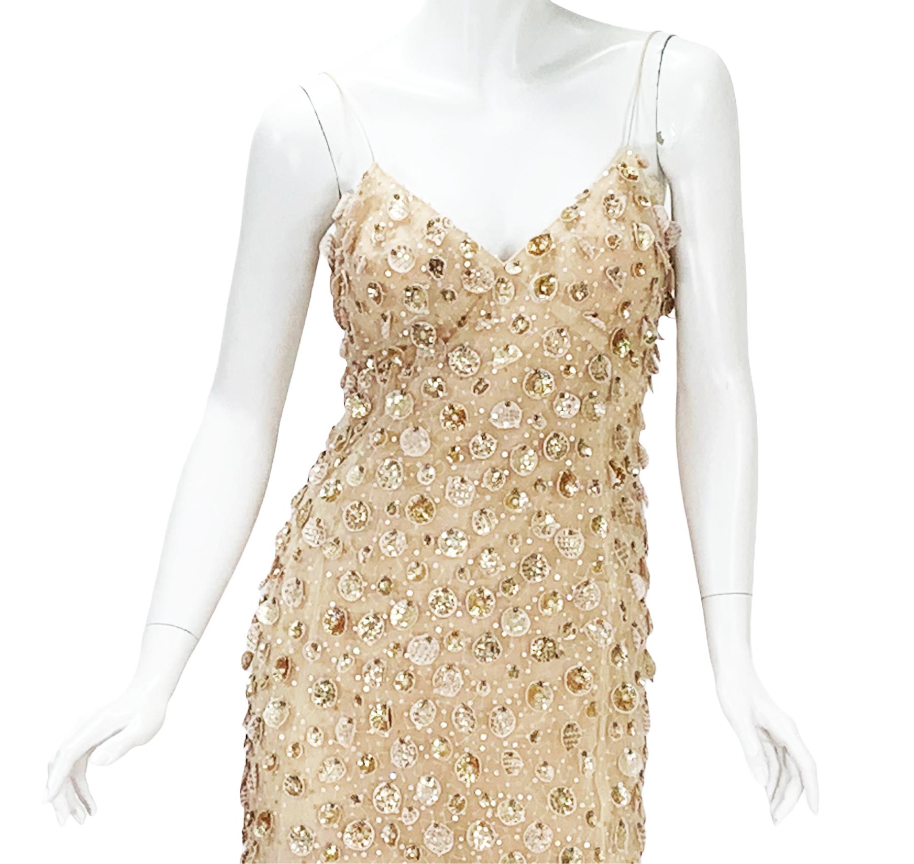 New Oscar de la Renta SS 2006 Runway Red Carpet Nude Sequin Embellished Gown 6  In New Condition In Montgomery, TX