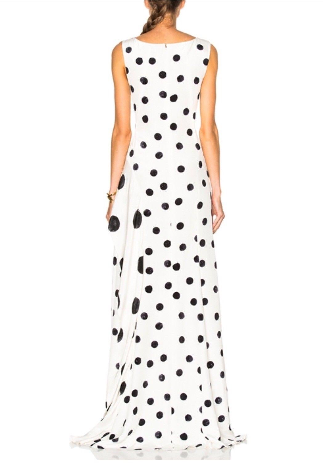 New Oscar De La Renta White Polka Dot Silk Crepe Tiered Skirt Dress Gown size 4 For Sale 2