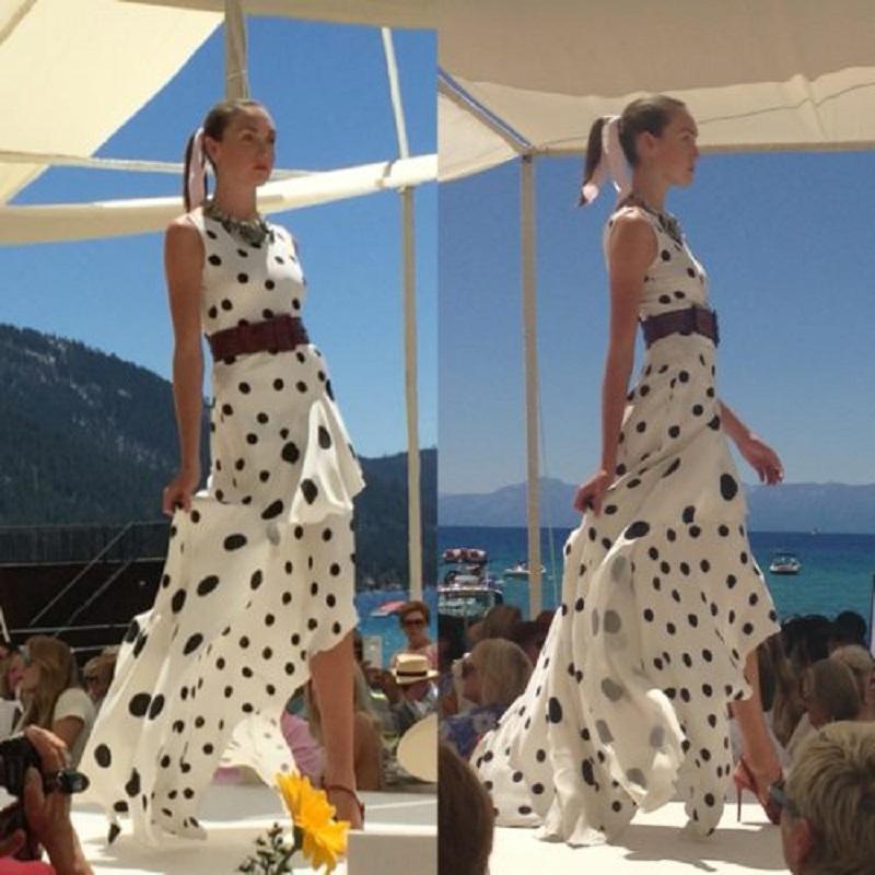 Neu Oscar De La Renta Weiß gepunktetes Seidenkrepp gestreiftes Rock-Kleid Kleid Größe 4 im Angebot 7
