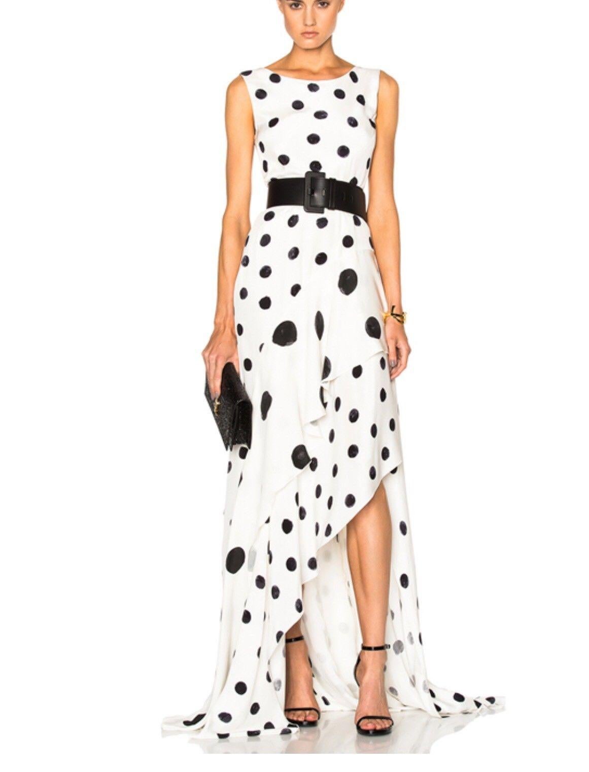 New Oscar De La Renta White Polka Dot Silk Crepe Tiered Skirt Dress Gown size 4 In New Condition For Sale In Montgomery, TX