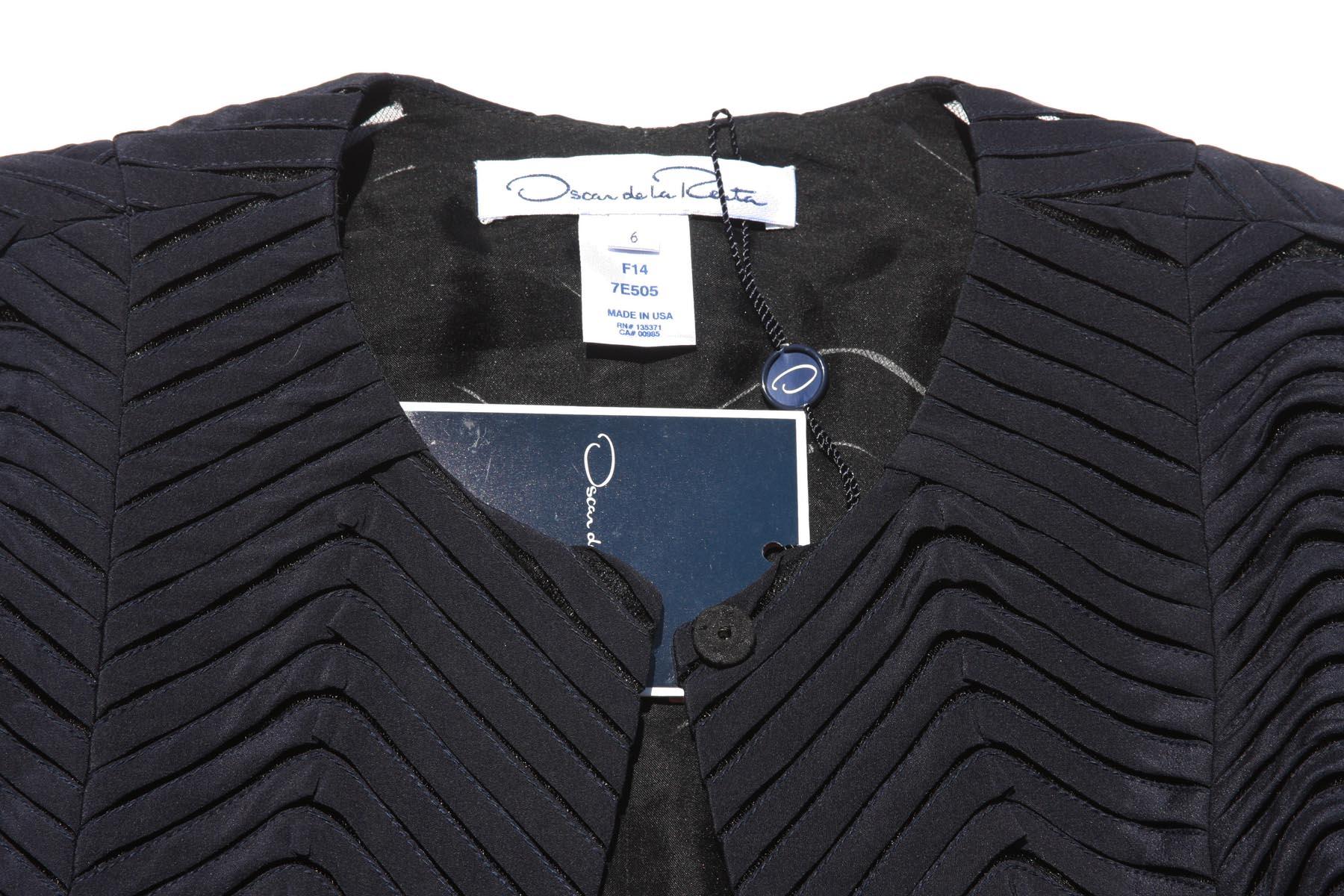 New Oscar De La Renta Zig-Zag Sheer Navy Blue Ribbon Peplum Jacket US 6 In New Condition For Sale In Montgomery, TX