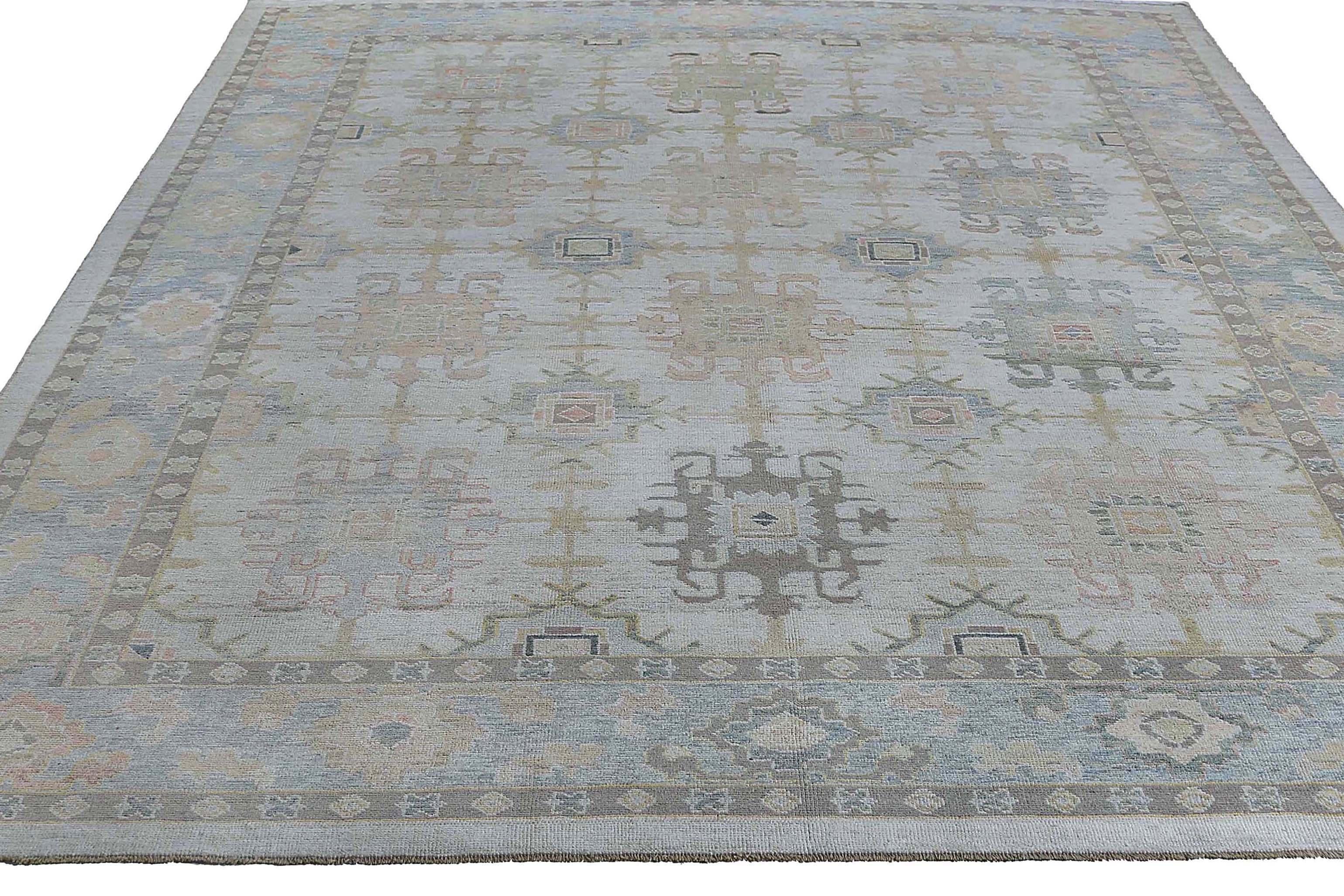New Oushak Rug from Turkey For Sale 4