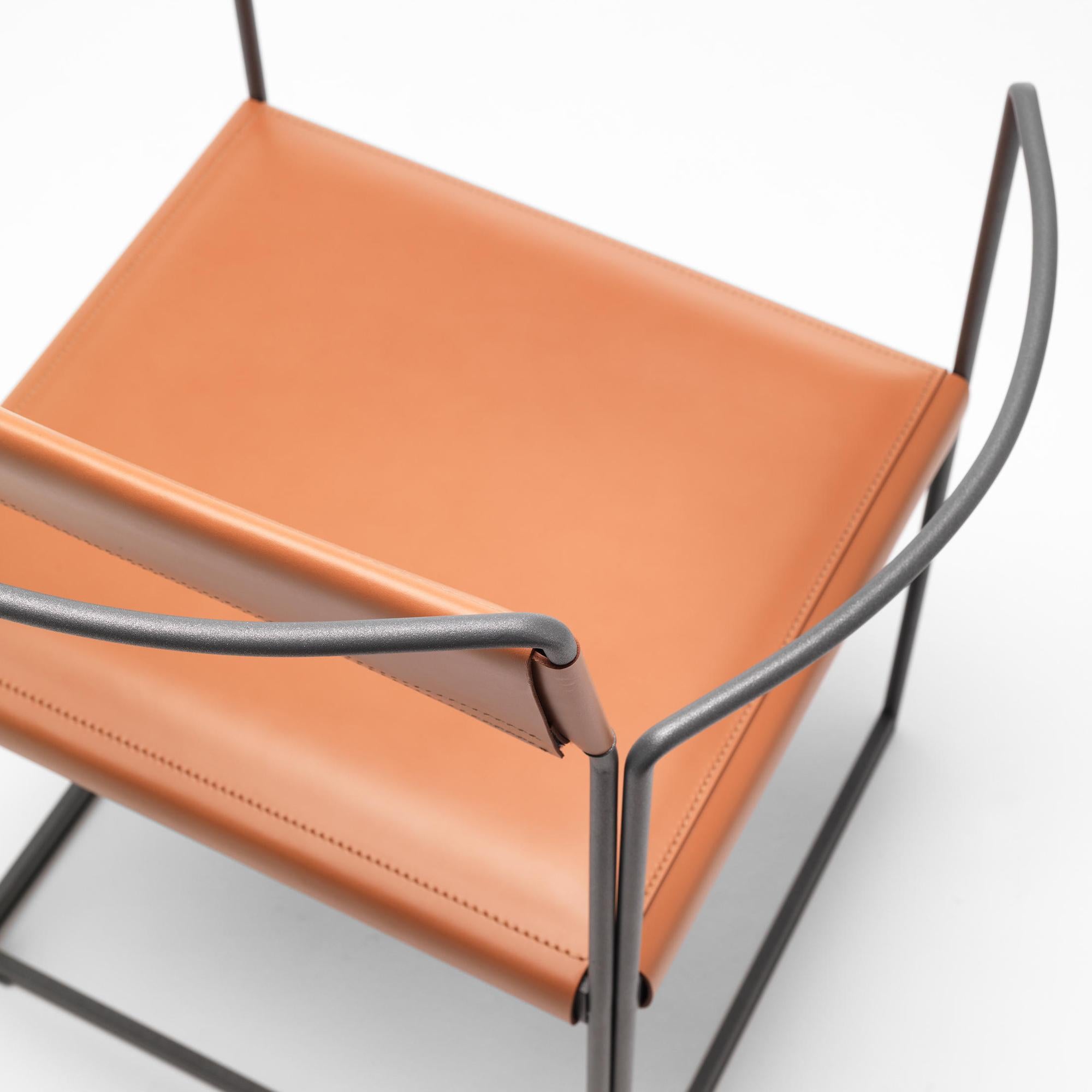 Italian 21st Century Modern Chair With Painted Steel Structure And Hide Leather Seat For Sale