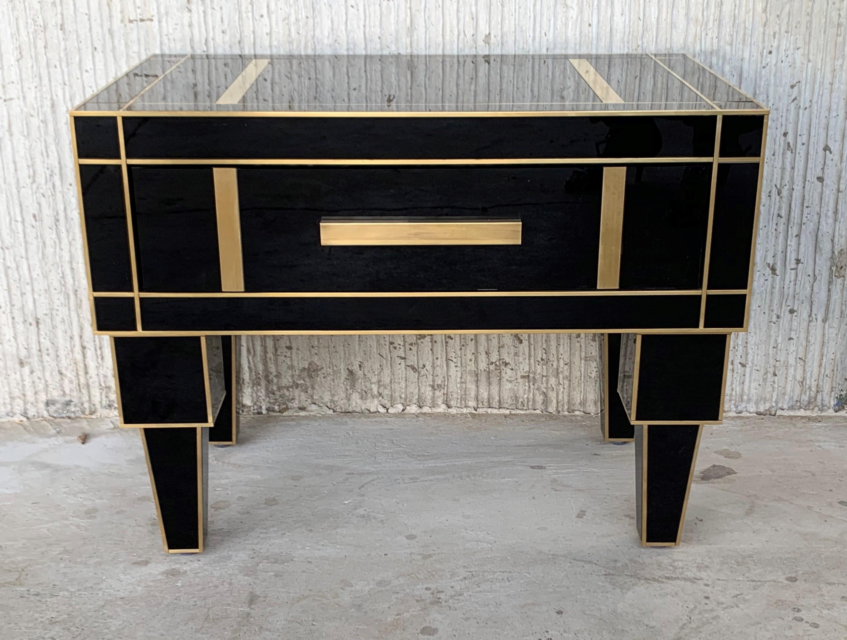 Brass New Pair of Mirrored Low Nightstand in Black Mirror and Chrome with Drawer For Sale