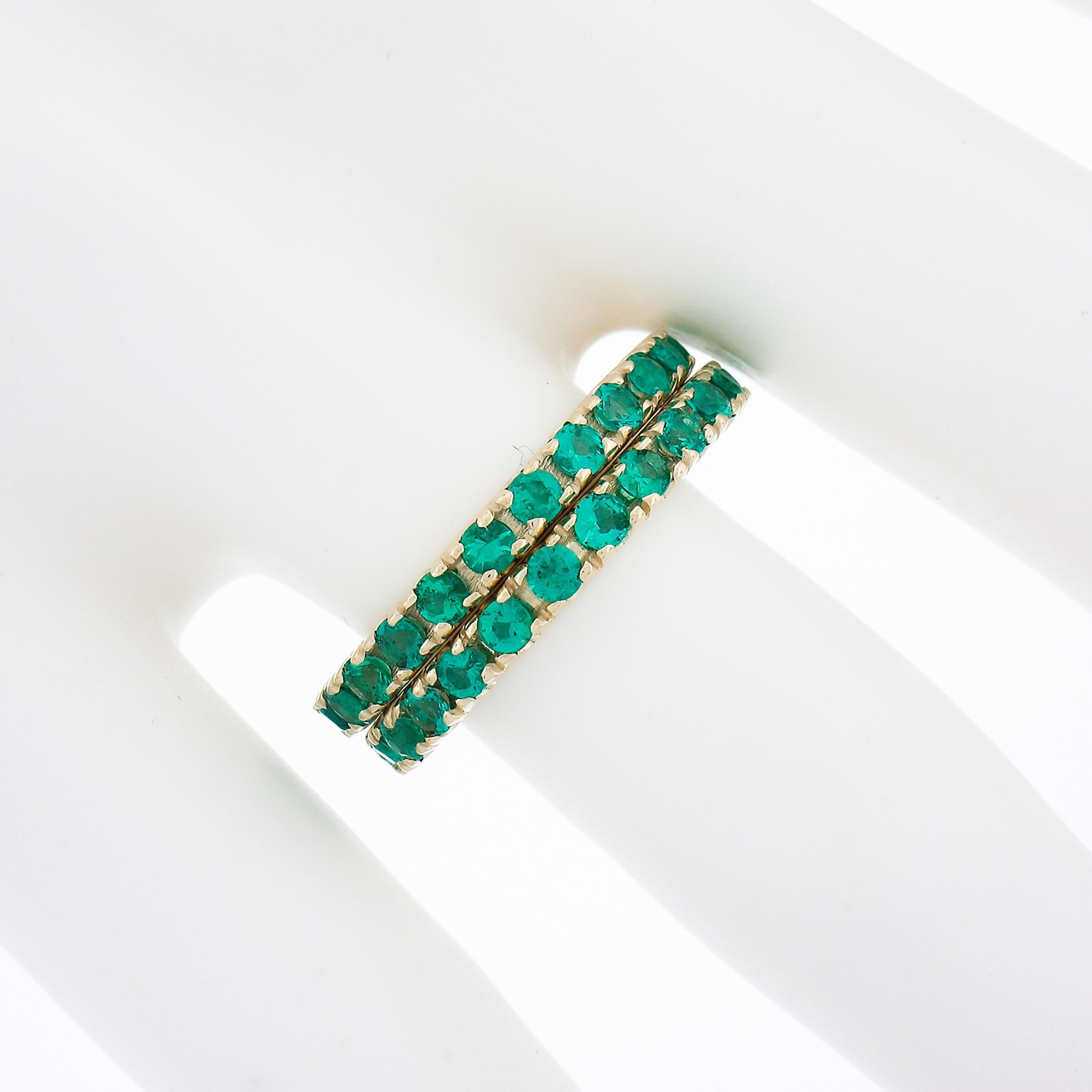 New Pair of 14k Yellow Gold 2.20ct Round Emerald Eternity Stack Band Guard Rings In New Condition In Montclair, NJ