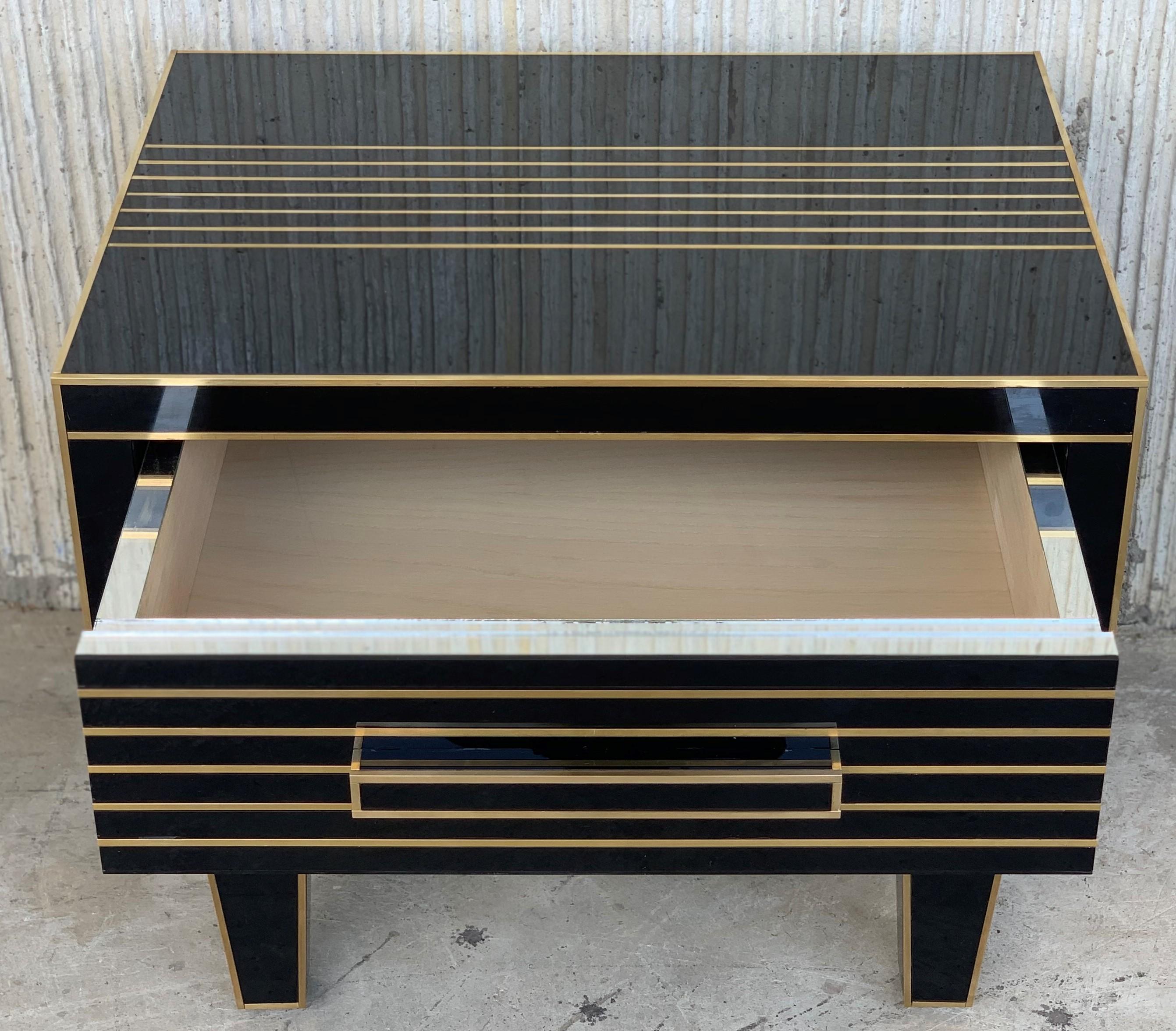 New Pair of Mirrored Low Nightstand in Black Mirror and Chrome with Drawer For Sale 1