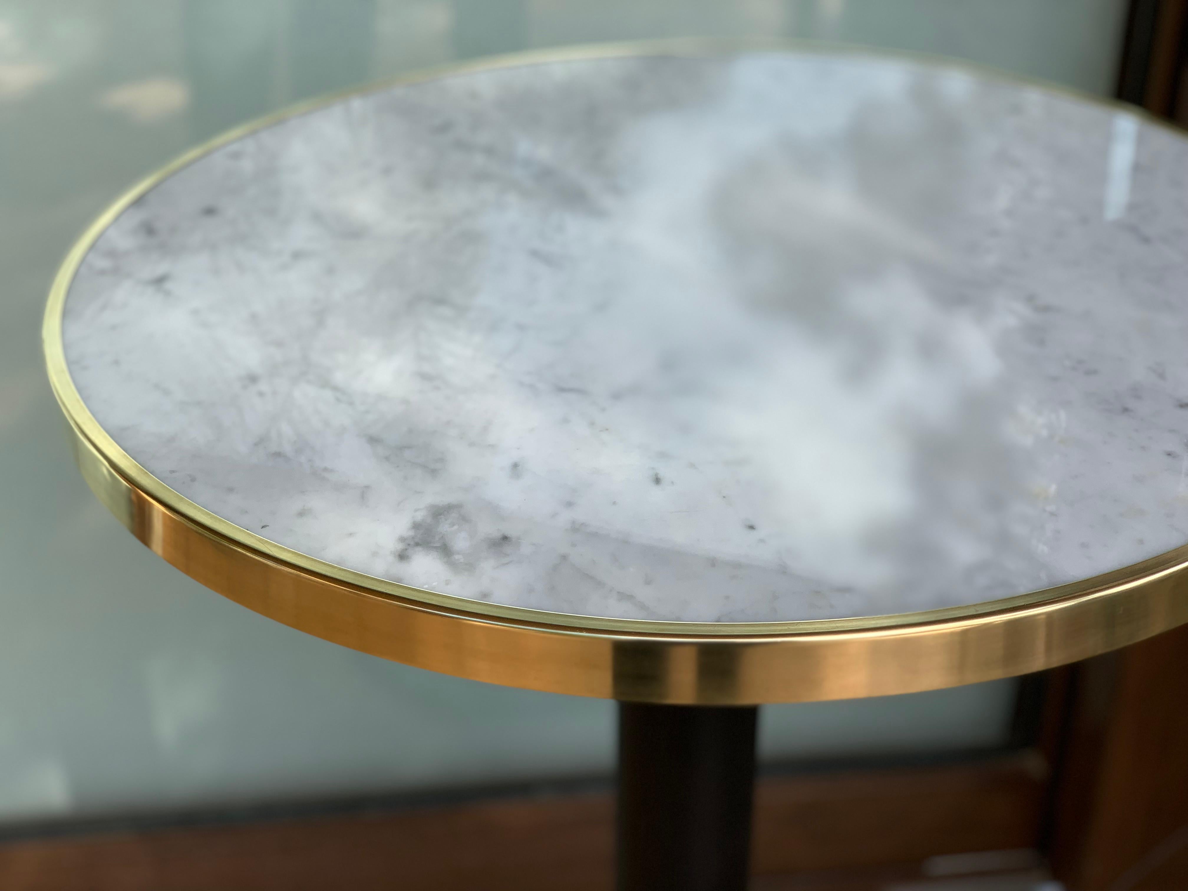 New Pedestal High Cocktail table with Marble and Brass Top In Good Condition For Sale In Miami, FL