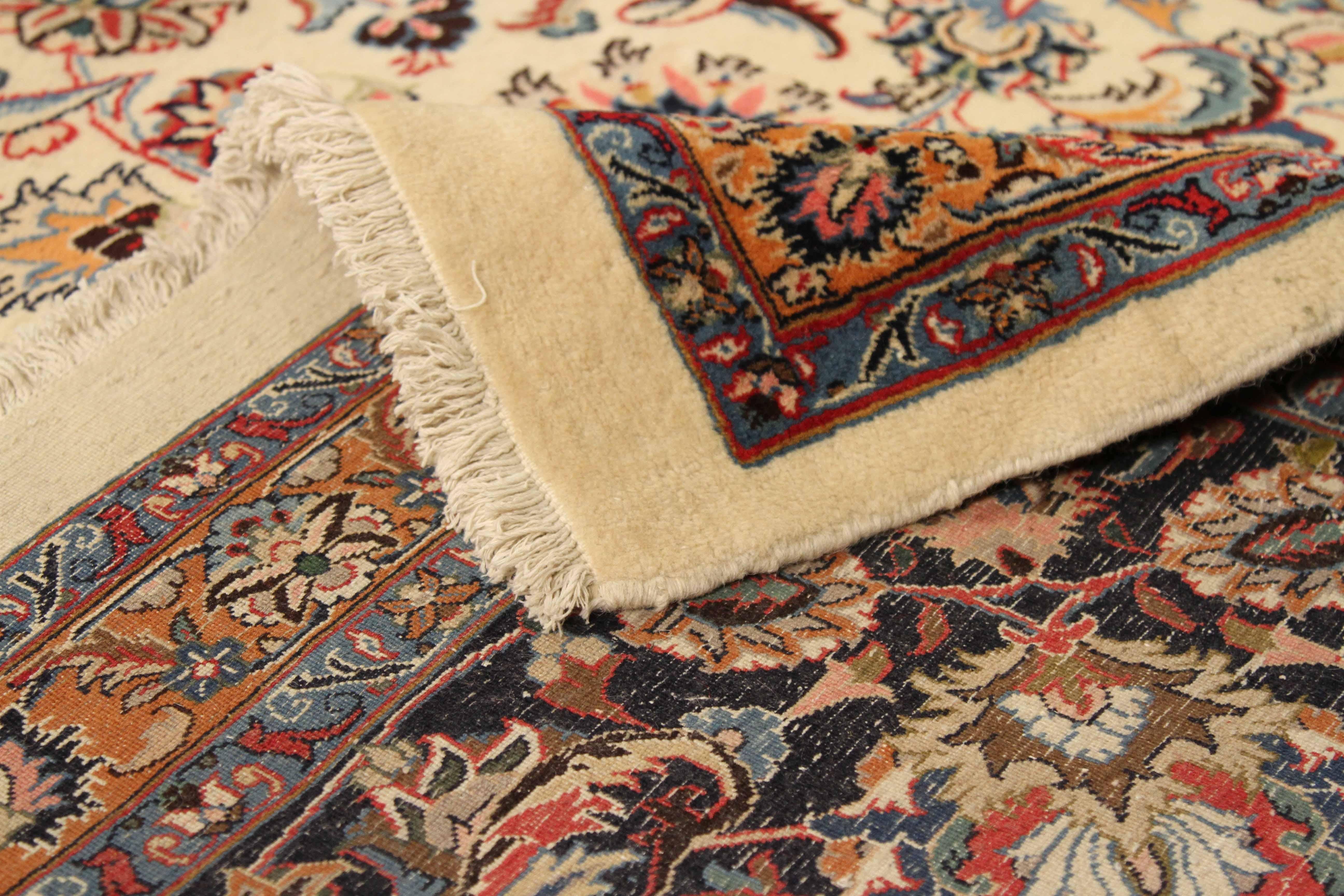 Hand-Woven New Persian Area Rug Mashad Design For Sale