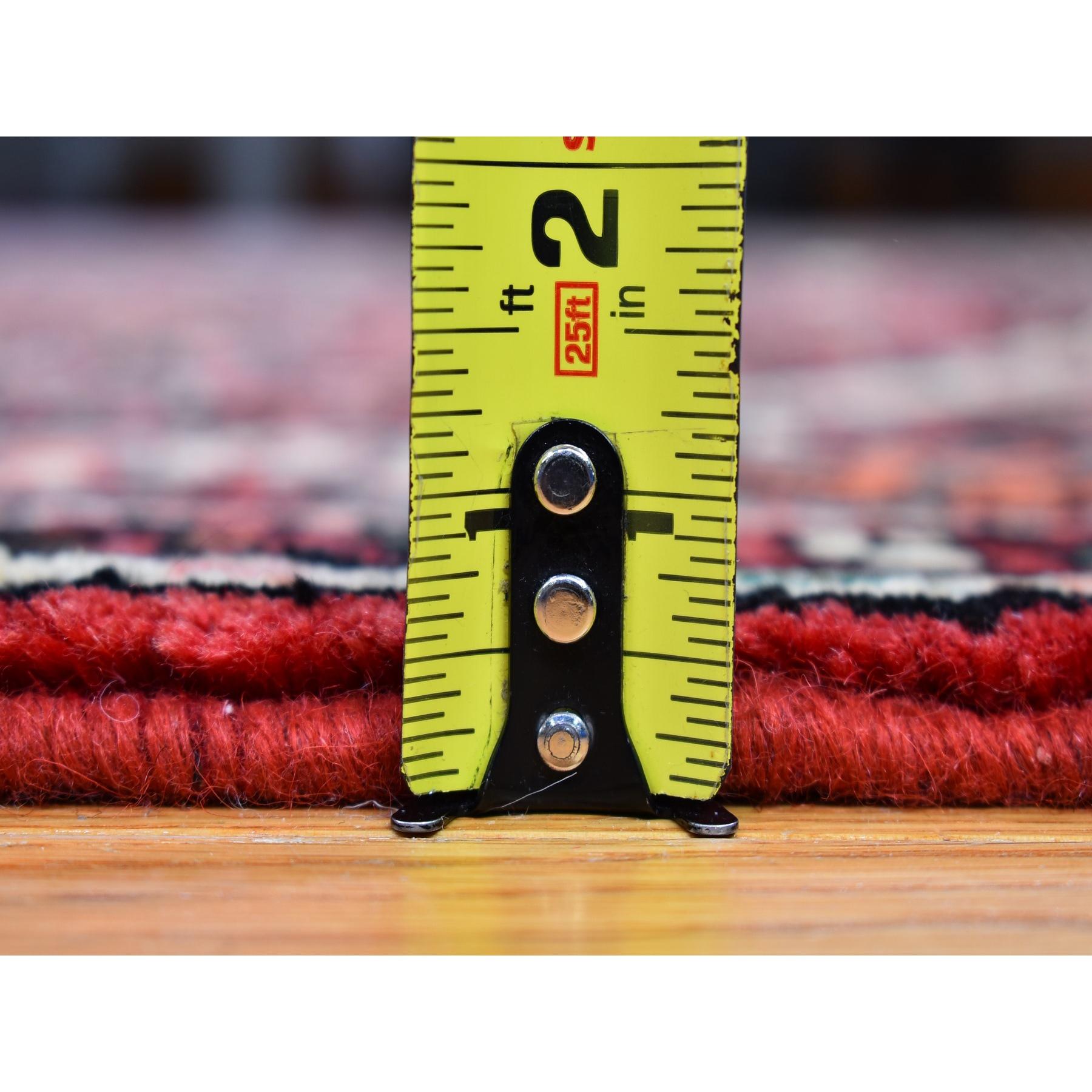 Nouveau tapis persan Hamadan large et long en pure laine rouge clair noué à la main Bon état - En vente à Carlstadt, NJ
