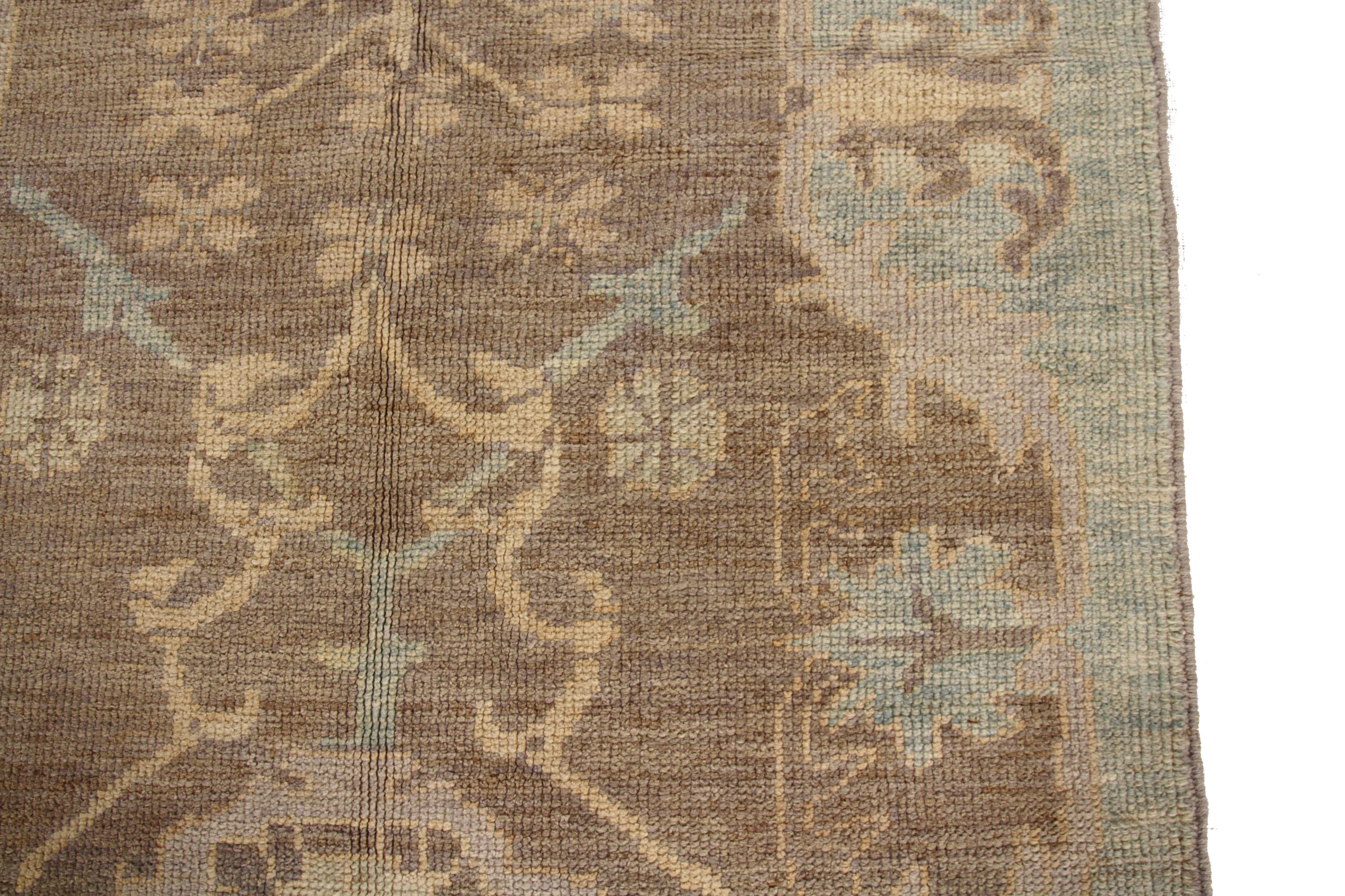 New Persian Oushak Rug with Brown and Blue Floral Design Patterns In New Condition For Sale In Dallas, TX