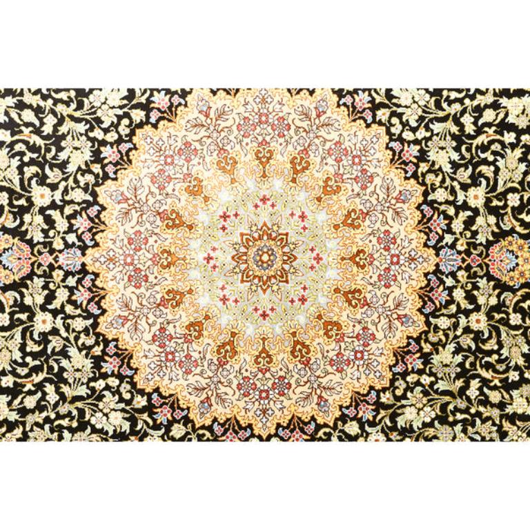 Persiano Tappeto New Persian Qom in seta - Dimensioni: 7'9x5'4 in vendita