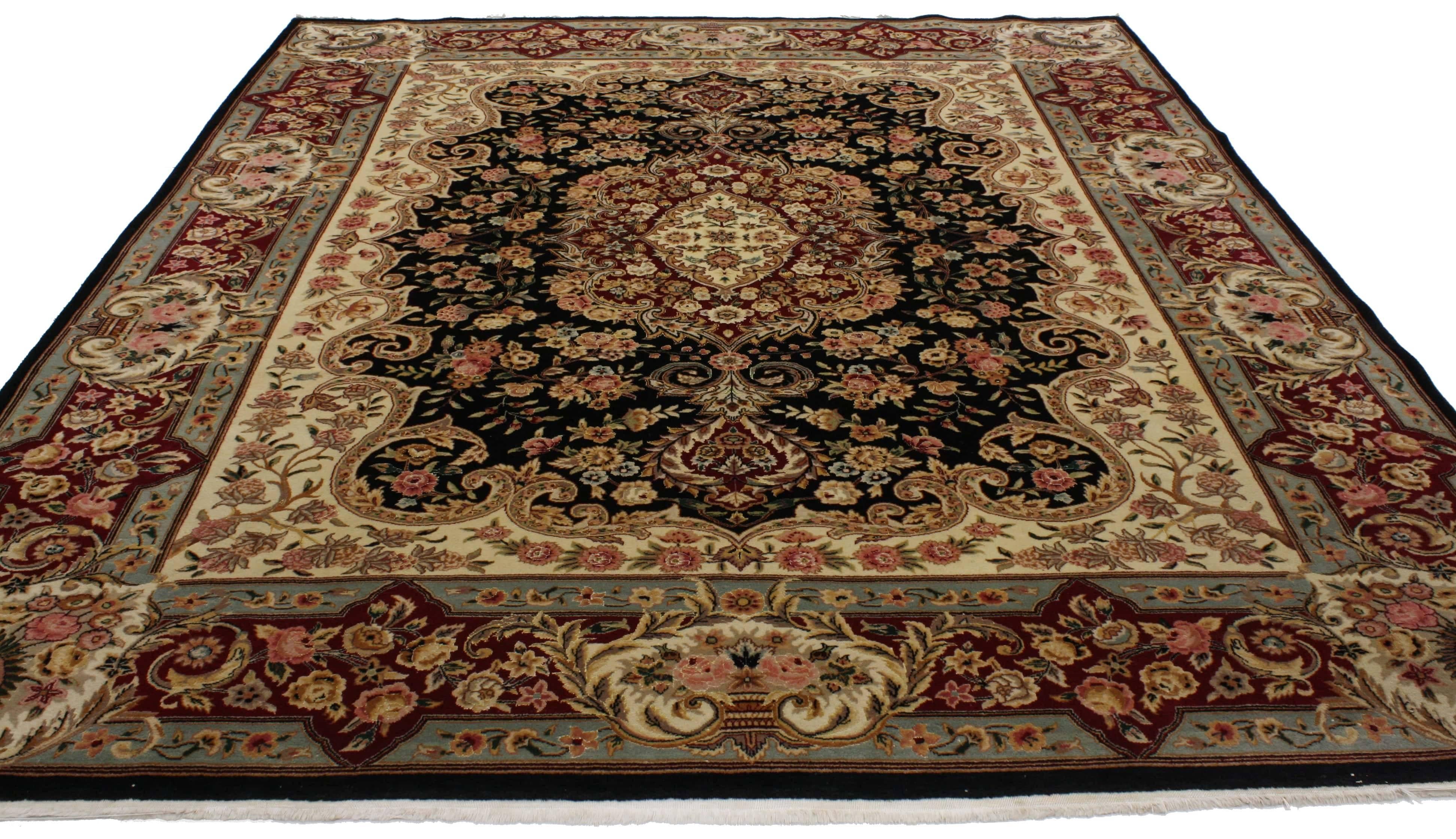 Chinois Nouveau tapis de style persan avec motif traditionnel Kirman en vente
