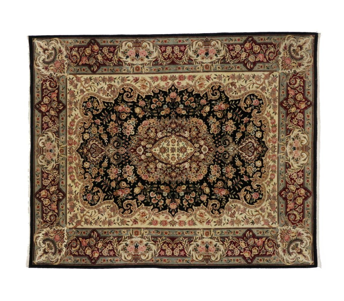 Teppich im persischen Stil mit traditionellem Kirman-Design (Handgeknüpft) im Angebot