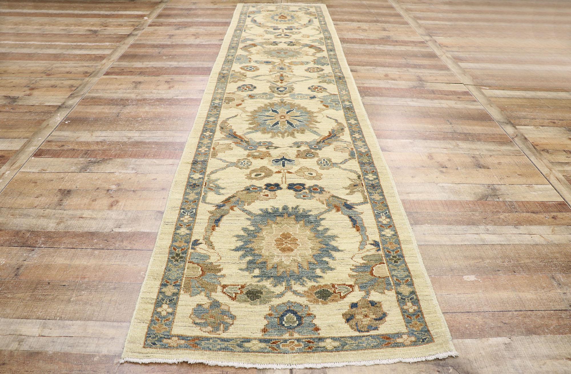 Contemporary New Modern Persian Sultanabad Carpet with Transitional Style For Sale
