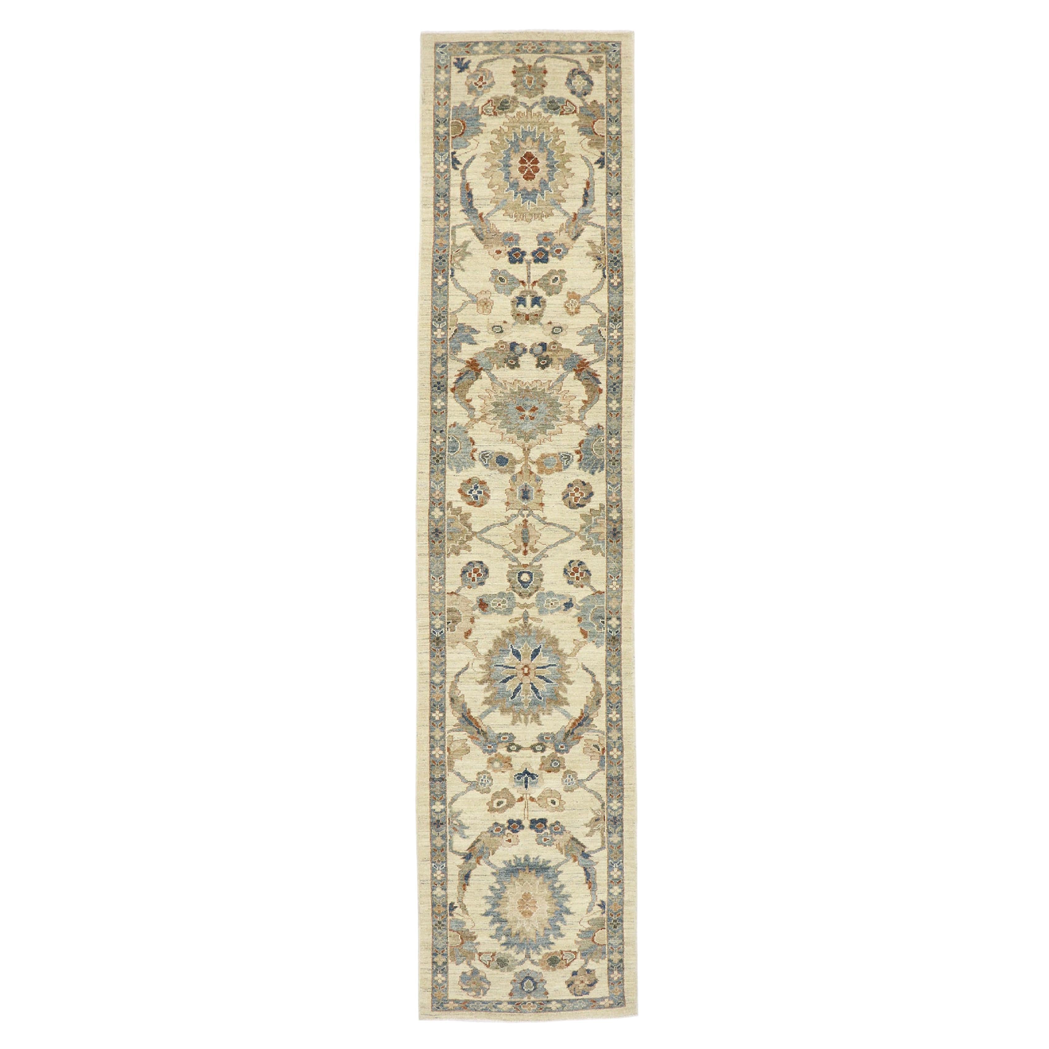 New Persian Style Sultanabad Hallway Rug For Sale