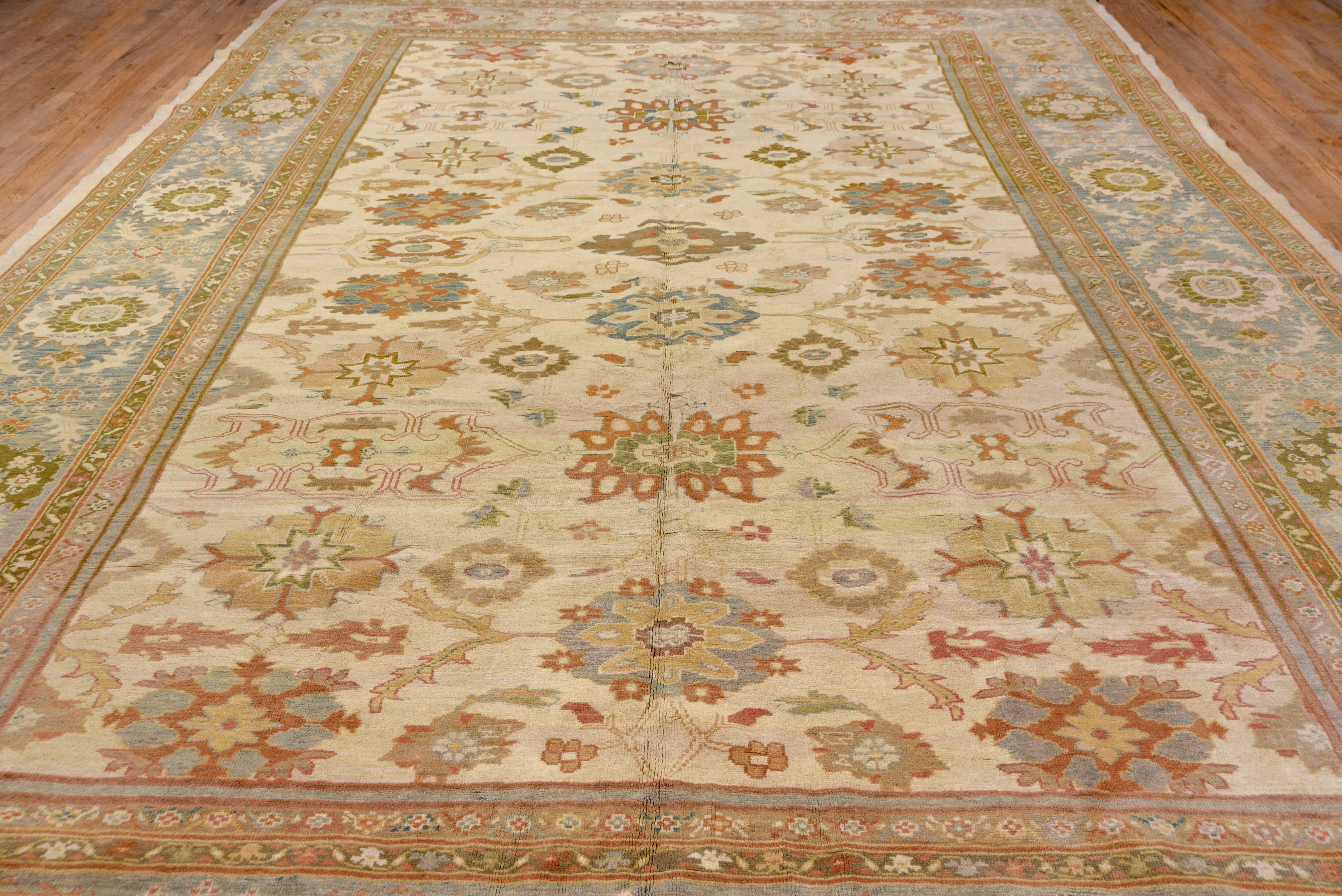 Wool New Persian Sultanabad Carpet For Sale