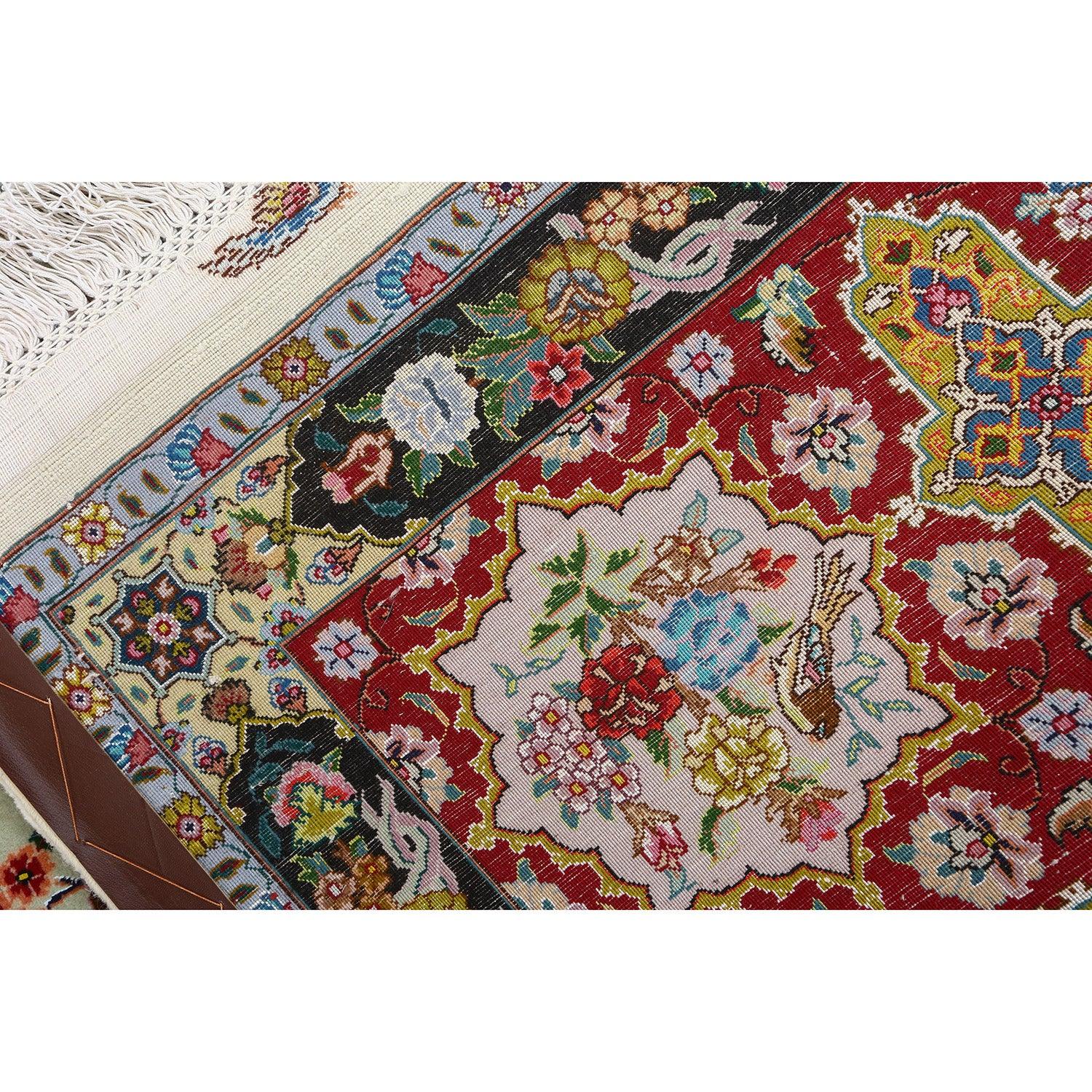 Nuovo Tappeto Tabriz POURNAMI in lana e seta 13'6 X 9'9

Key Detail:
Pile: Lana e seta
Fondazione: Seta
Origine: Tabriz pournami
Design/One: Purnami
Età approssimativa: Nuovo
Qualità (KPI): 625
Condizioni: Buono
Dimensioni: 13'6 X 9'9
Numero di