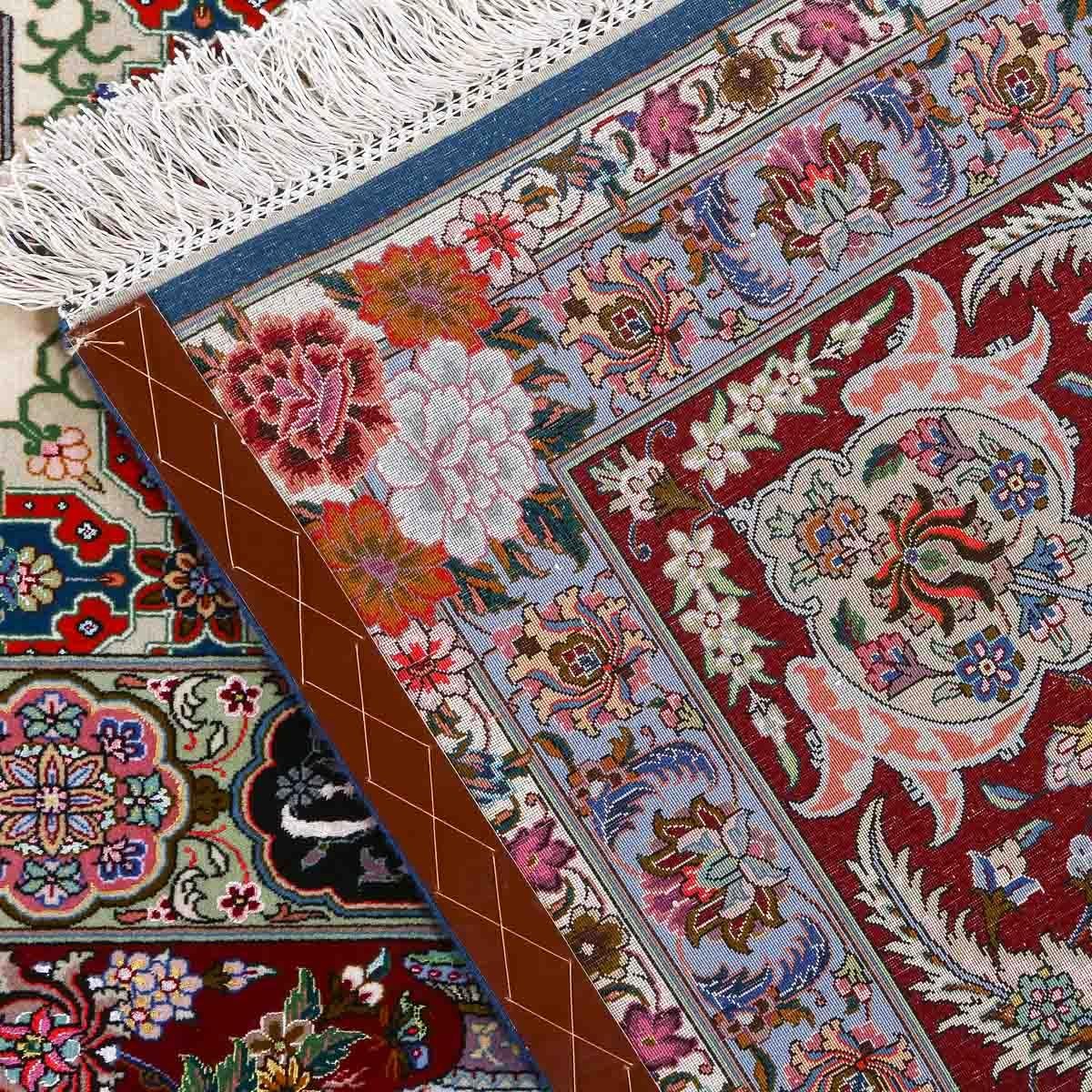 Tappeto New Tabriz in lana e seta 15'11 X 10'7

Key Detail:
Pile: Lana e seta
Fondazione: Seta
Origine: Tabriz
Design/One: Golestan sadie
Età approssimativa: 25(NEW)
Qualità (KPI): 700 
Condizioni: Buono
Dimensioni: 15'11 x 10'7
Numero di