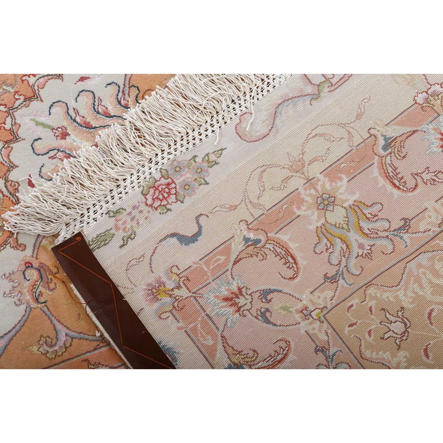 Tappeto New Tabriz in lana e seta 16'8 X 11'3

Key Detail:
Pile: Lana e seta
Fondazione: Seta
Origine: Tabriz
Design/One: Shirfar
Età approssimativa: Nuovo
Qualità (KPI): 00
Condizioni: Buono
Dimensioni: 16'8 x 11'3
Numero di inventario: 4145

La