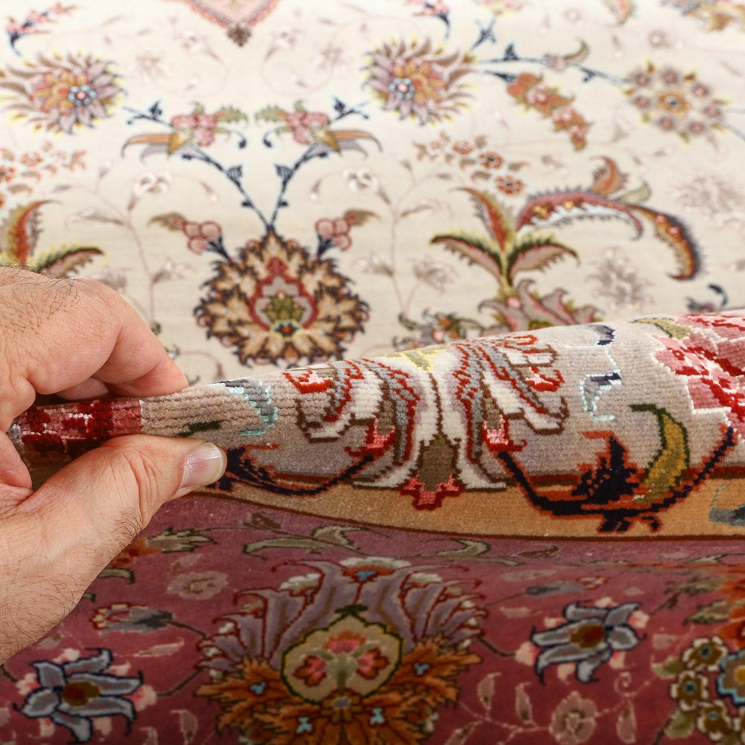 Tappeto New Tabriz in lana e seta 16'8 X 11'8

Key Detail:
Pile: Lana e seta
Fondazione: Seta
Origine: Tabriz
Design/One: Shirfar
Qualità (KPI): 525
Condizioni: Buono
Dimensioni: 16'8 x 11'8
Numero d'inventario: 1732
Firma: Shirfar

La storia dei
