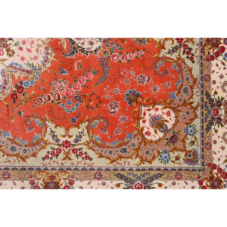 Annodato a mano Tappeto New Persian Tabriz in lana e seta - Dimensioni: 10'7x6'8 in vendita