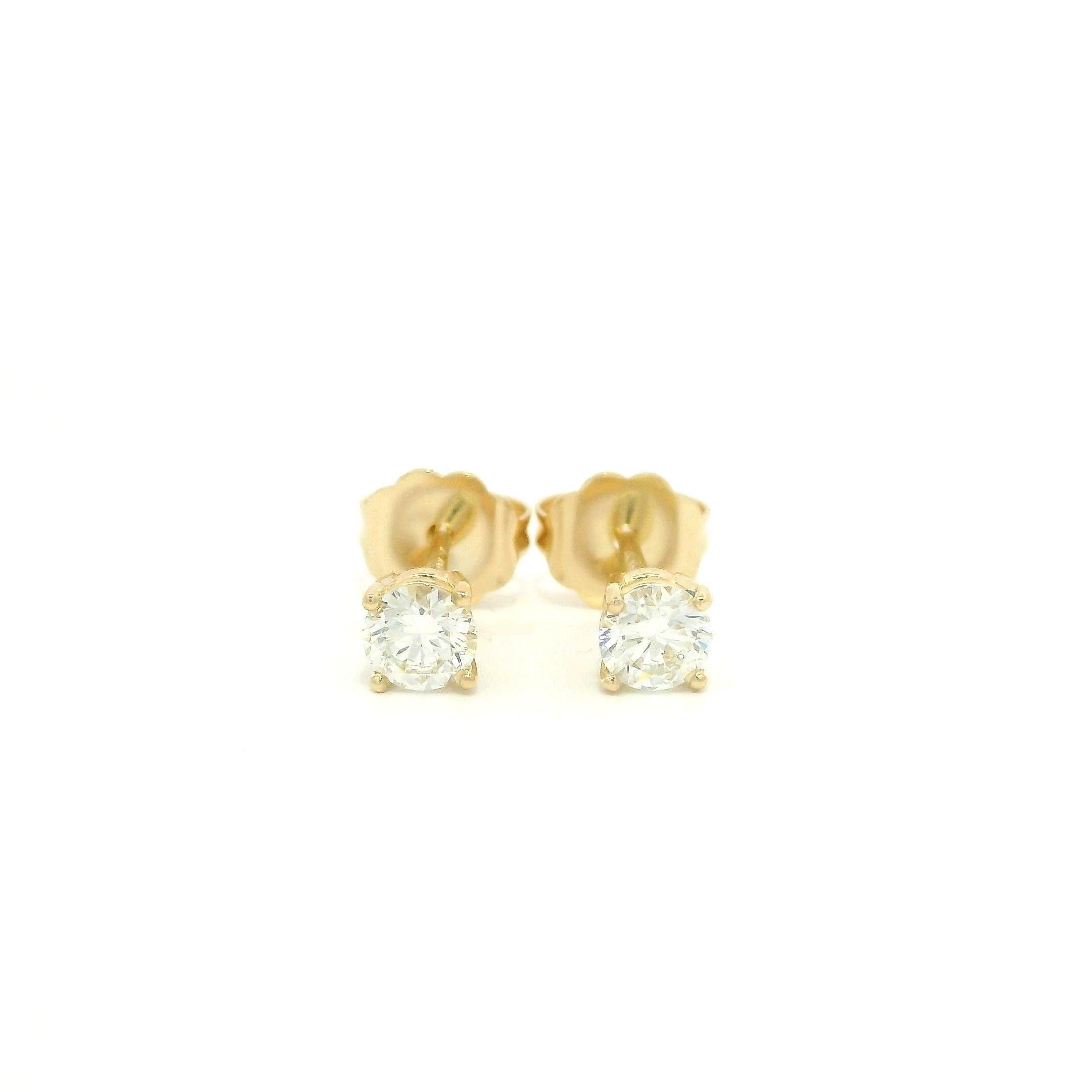 NEW Petite 14k White Gold 0.42ctw Diamond Classic Stud Earrings en vente 5