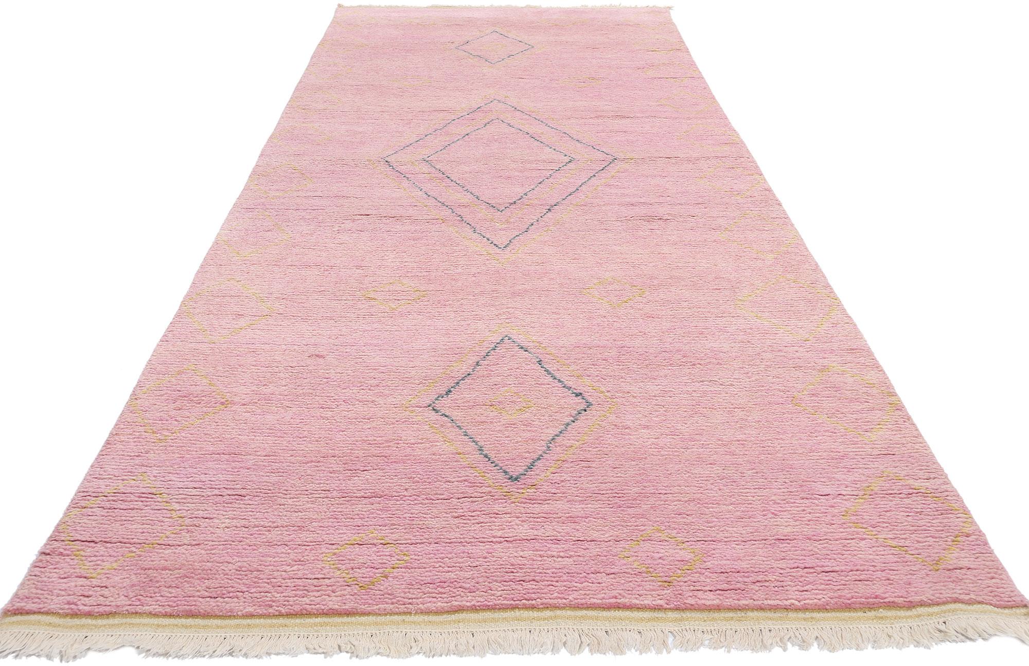 Bohémien New Pink Diamond Tappeto marocchino moderno, 03'11 x 12'00 in vendita