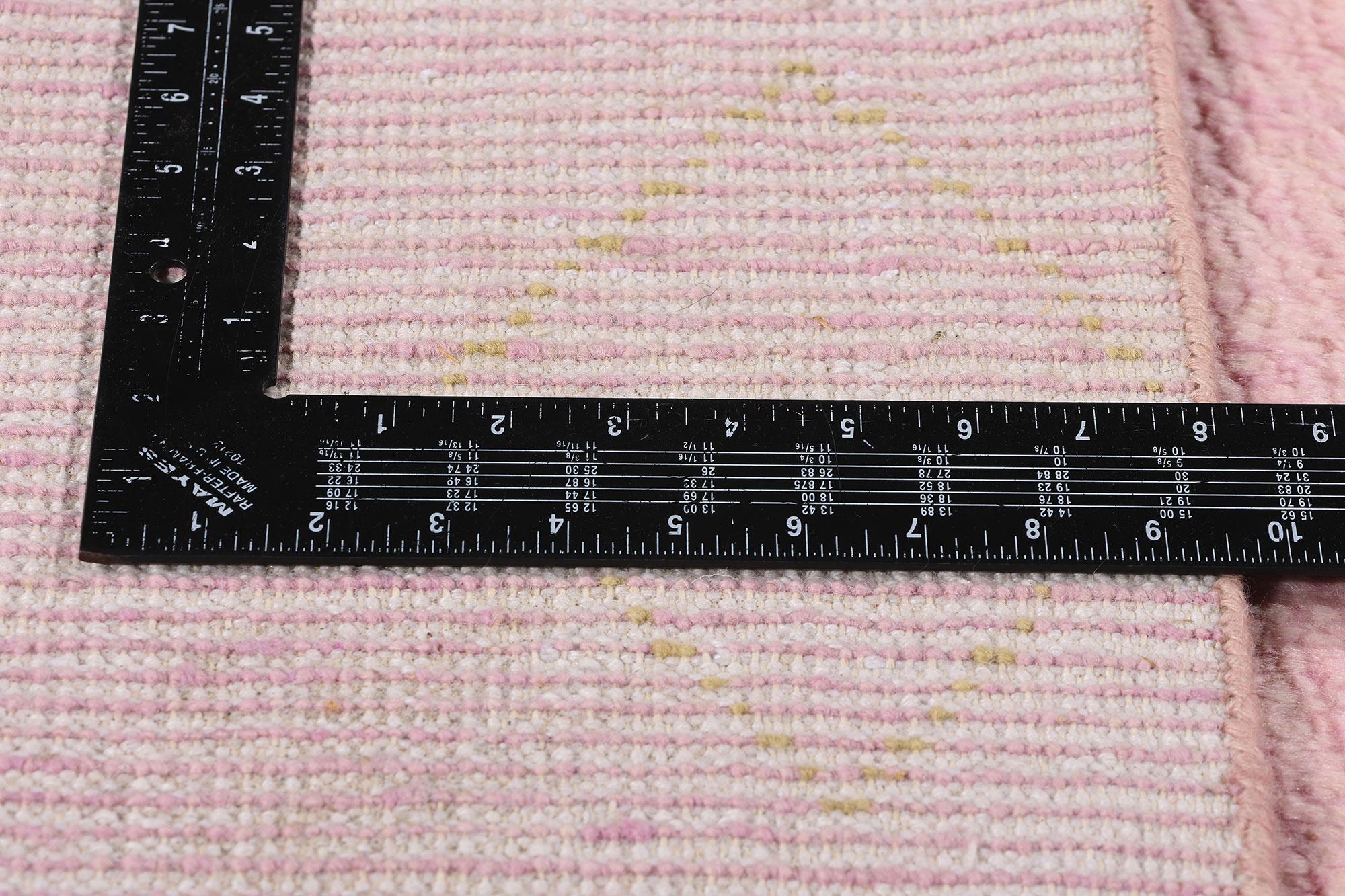 New Pink Diamond Tappeto marocchino moderno, 03'11 x 12'00 In condizioni Nuovo in vendita a Dallas, TX