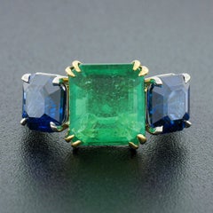 Nouveau Platine & Or 18K 12.29ctw GIA Emerald & Sapphire 3 Stone Engagement Ring