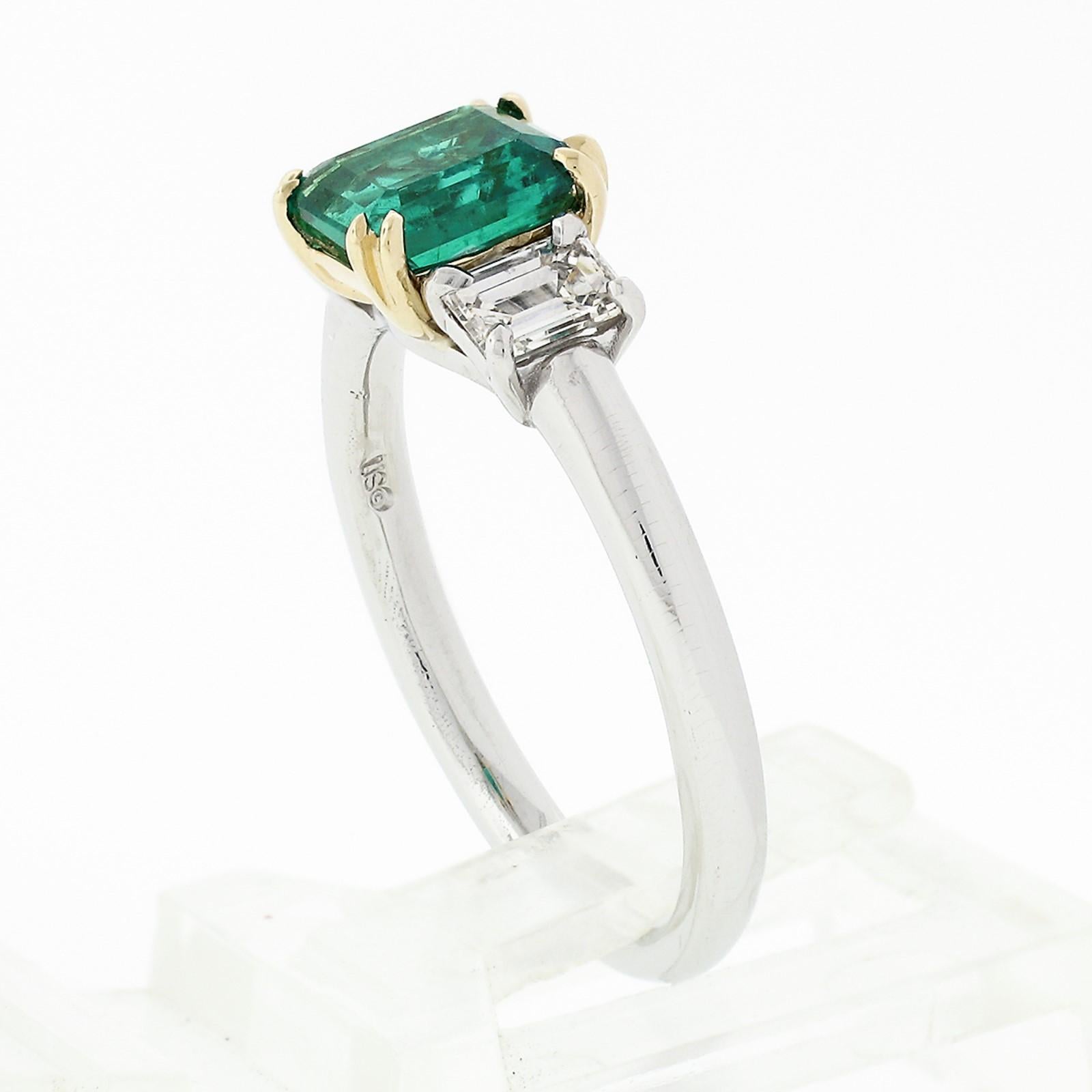 Women's Platinum 18k Gold 1.04 Carat GIA Clean Colombian Emerald & Diamond 3-Stone Ring