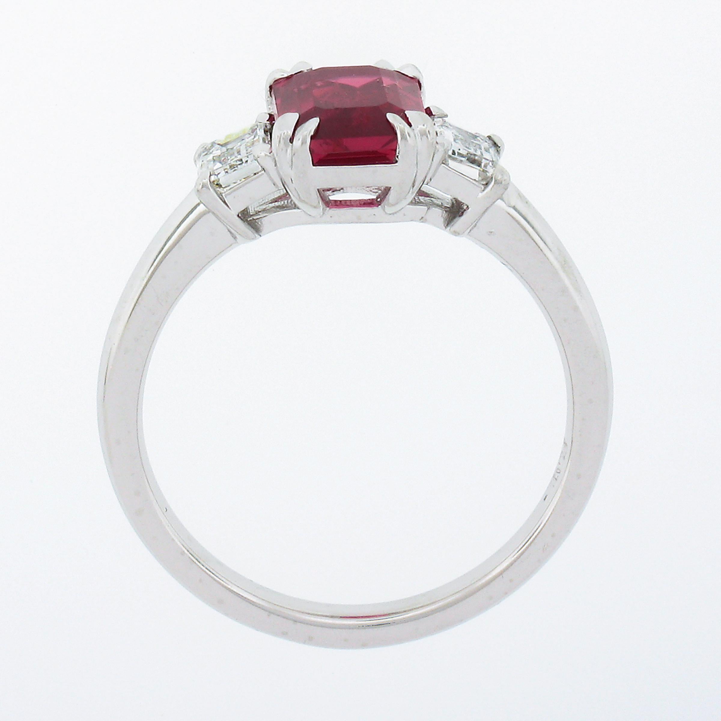 NEW Platinum 2.01ctw GIA NO HEAT Pink Sapphire & Diamond 3 Stone Engagement Ring For Sale 3