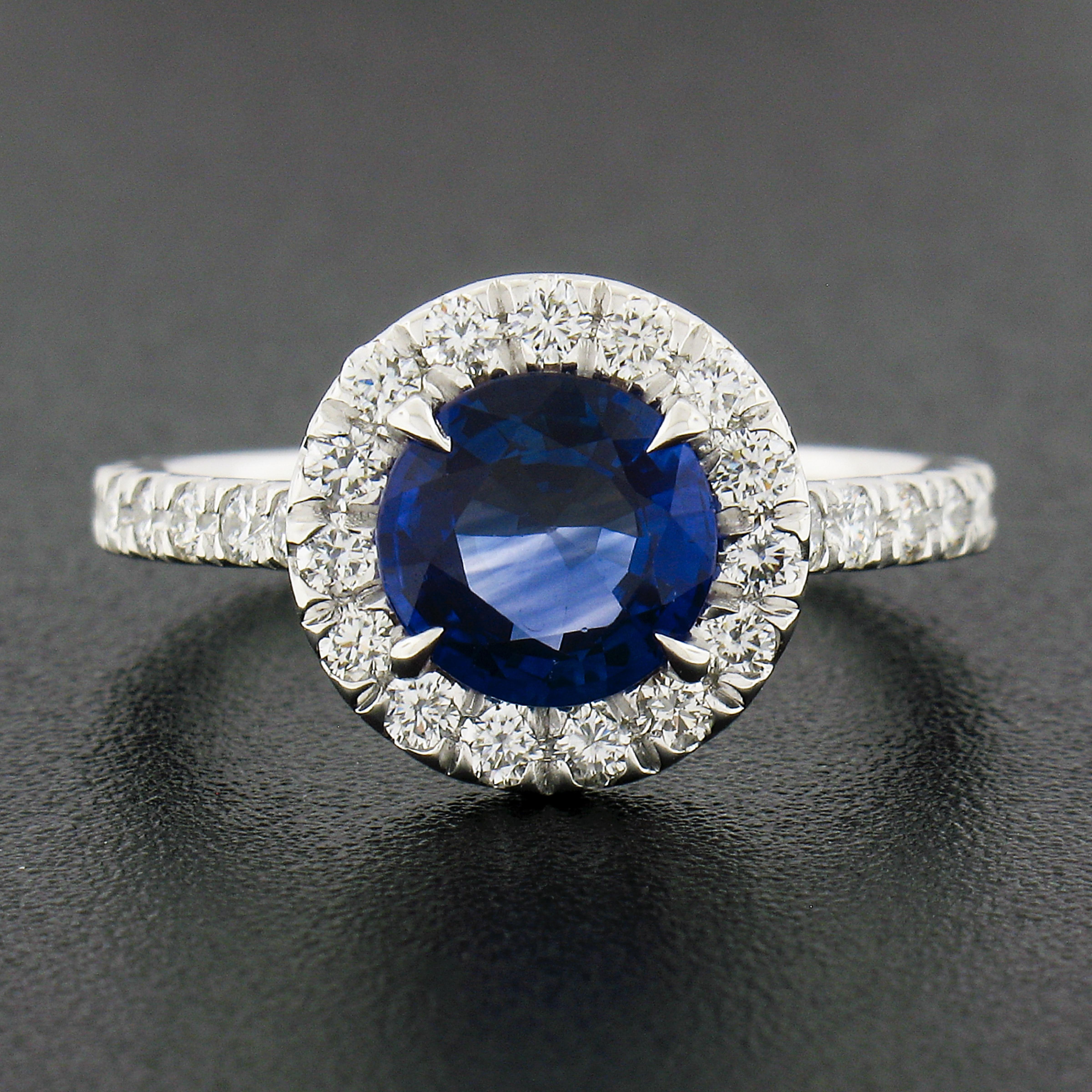 Round Cut New Platinum 2.21ctw GIA Ceylon Round Blue Sapphire Brilliant Diamond Halo Ring For Sale