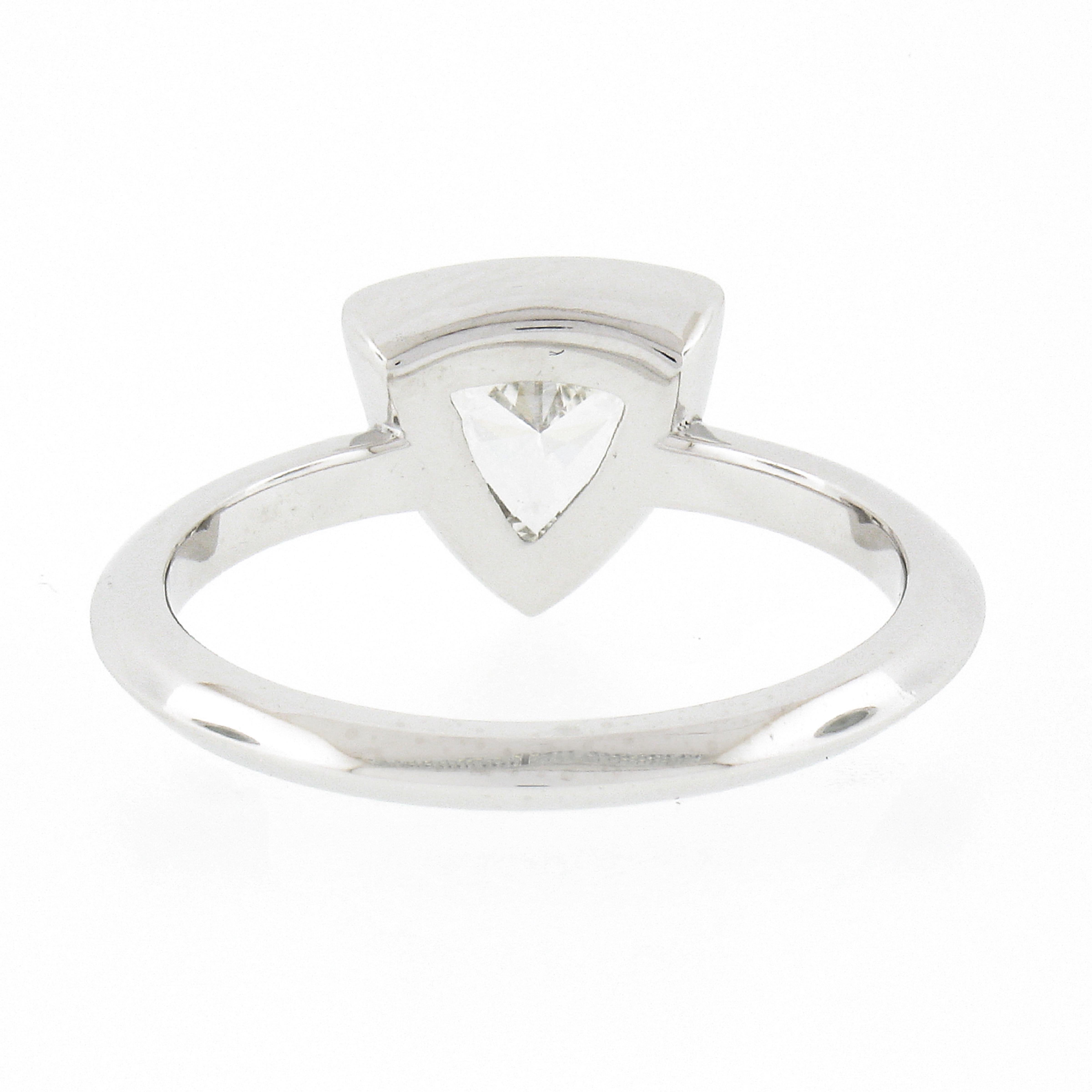 NEW Platinum GIA 1.01ctw Trillion Cut Bezel Diamond Solitaire Engagement Ring For Sale 3