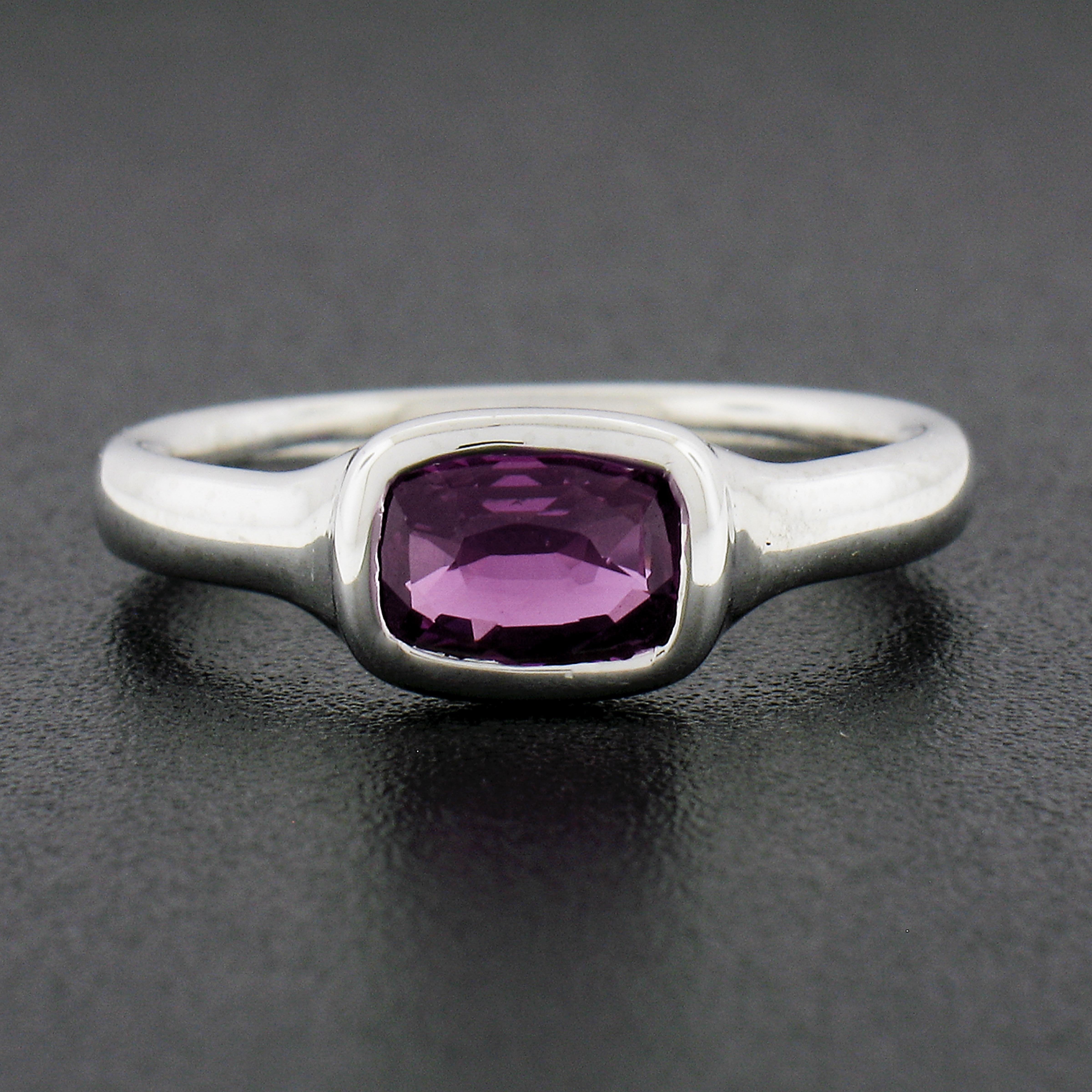Taille coussin NEW Platinum GIA 1.06ct No Heat Bezel Set Pinkish Purple Sapphire Solitaire Ring en vente