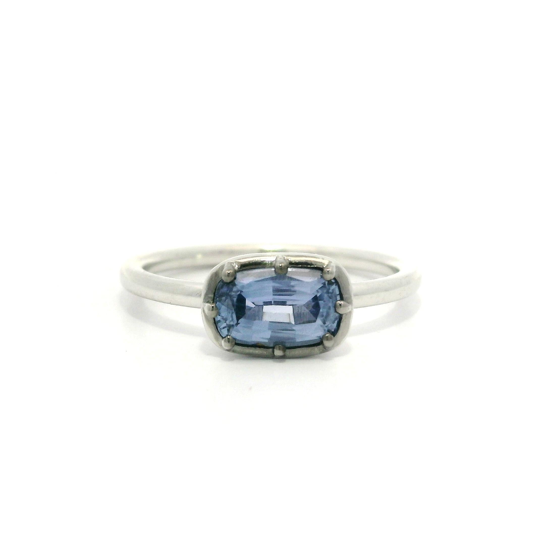 Neu Platin GIA 1,11ct Kissen keine Hitze Saphir Collet Set Solitär Ring im Angebot 3