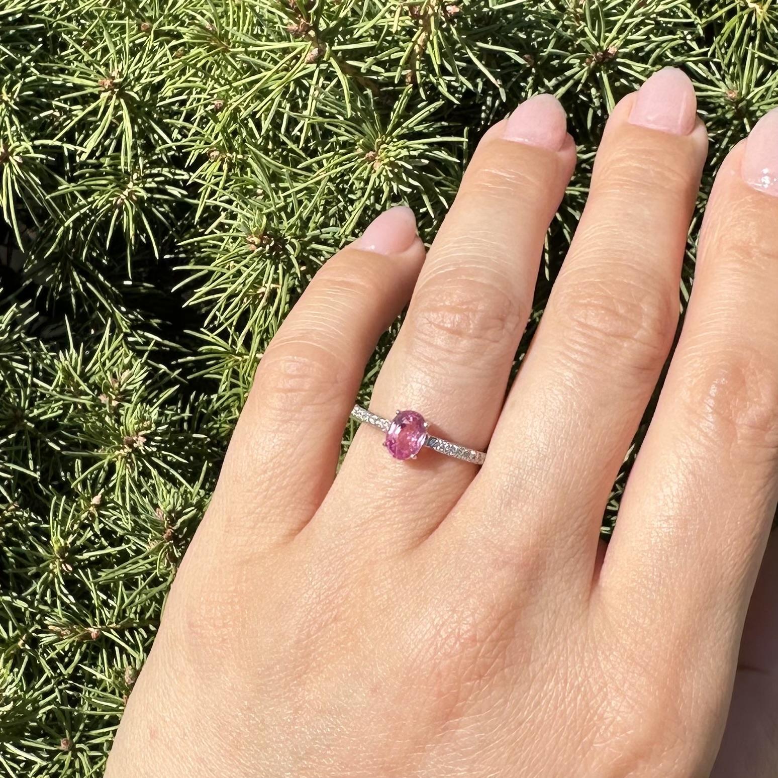 Nueva Alianza de Platino GIA 1.14ctw Zafiro Rosa Ovalado Diamante de Compromiso en venta 9