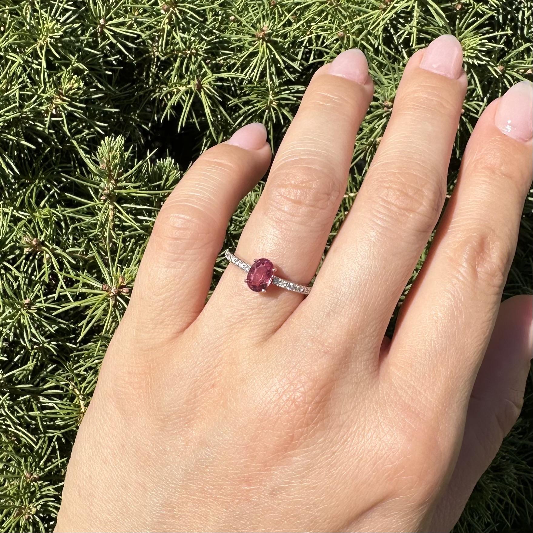 New Platinum GIA 1.14ctw Pink Sapphire Diamond Shoulders Engagement Promise Ring im Angebot 11