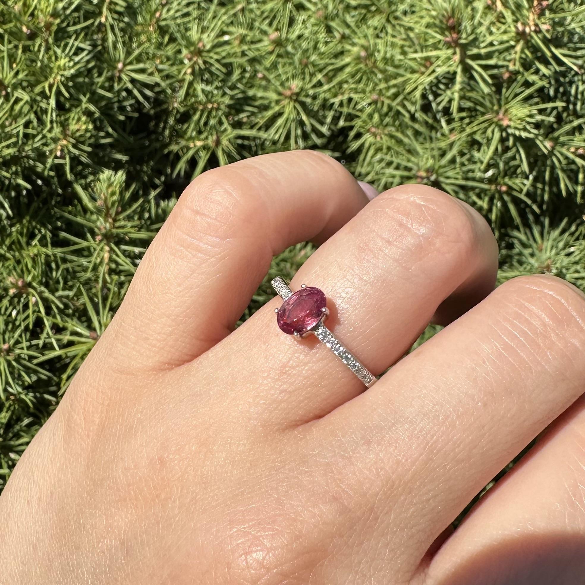 New Platinum GIA 1.14ctw Pink Sapphire Diamond Shoulders Engagement Promise Ring im Angebot 12