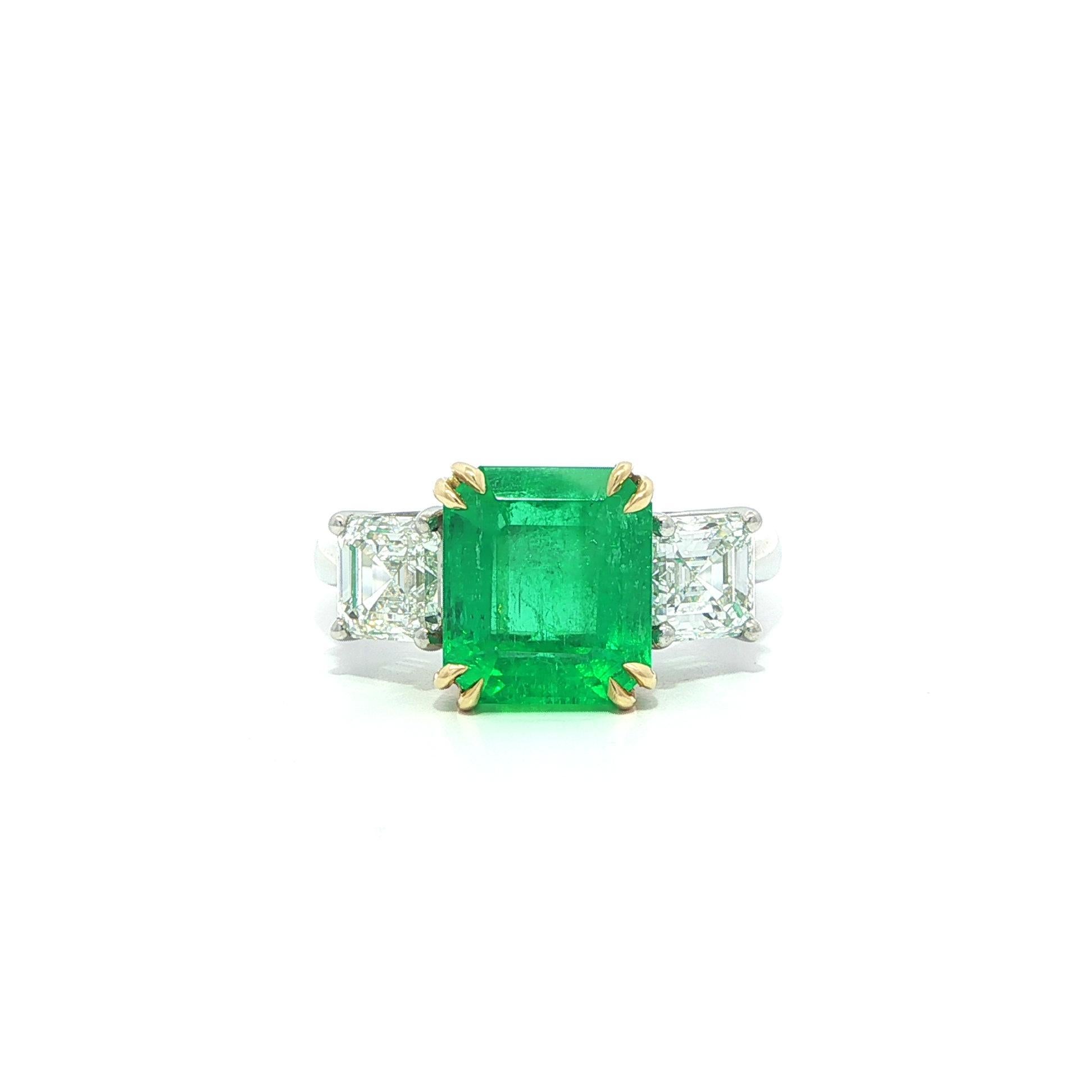 New Platinum 
Gold 5.6ctw GIA Colombian F1 Emerald Asscher Diamond 3 Stone Ring For Sale