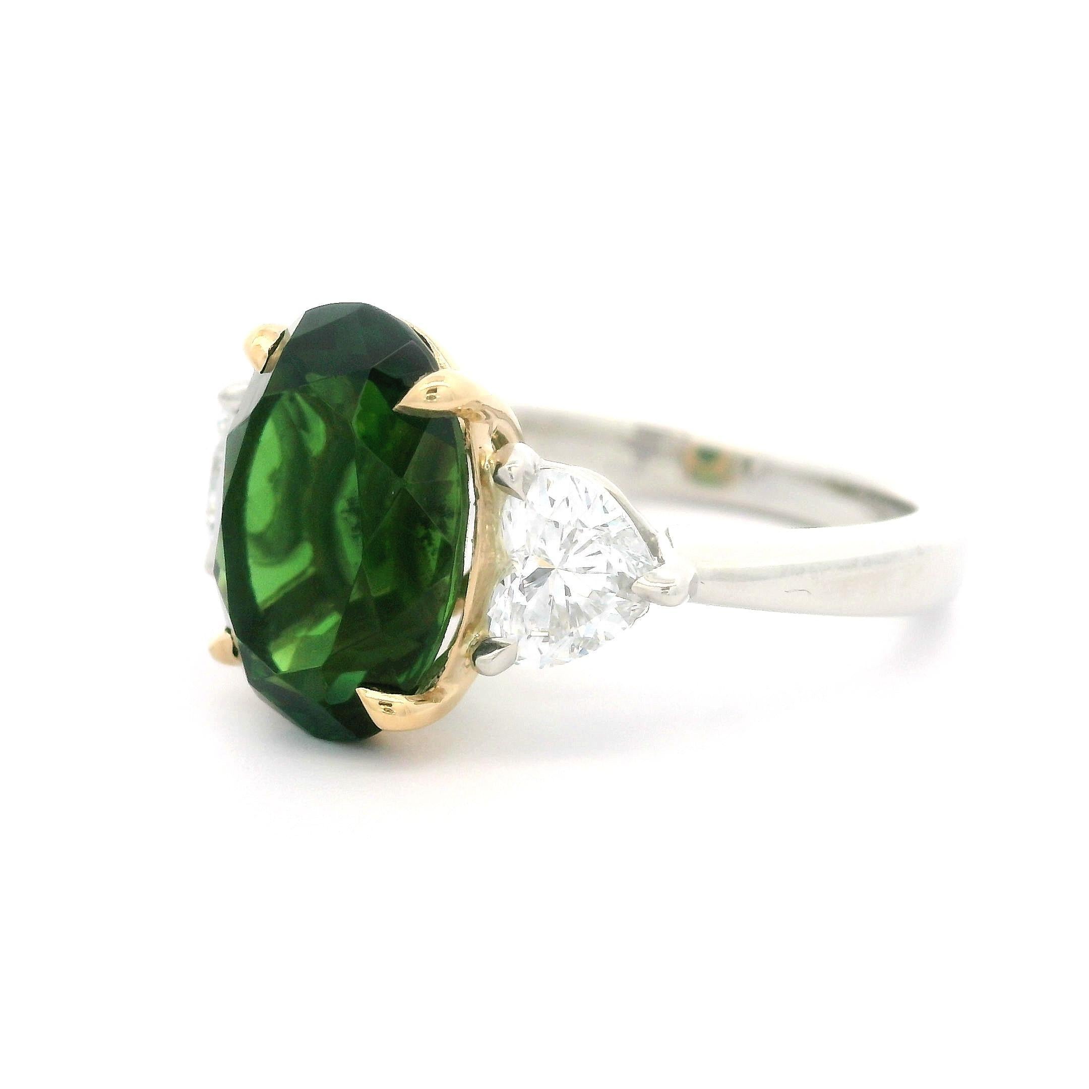New Platinum Gold GIA 5.59ctw Oval Green Chrome Tourmaline & Heart Diamond Ring For Sale 8
