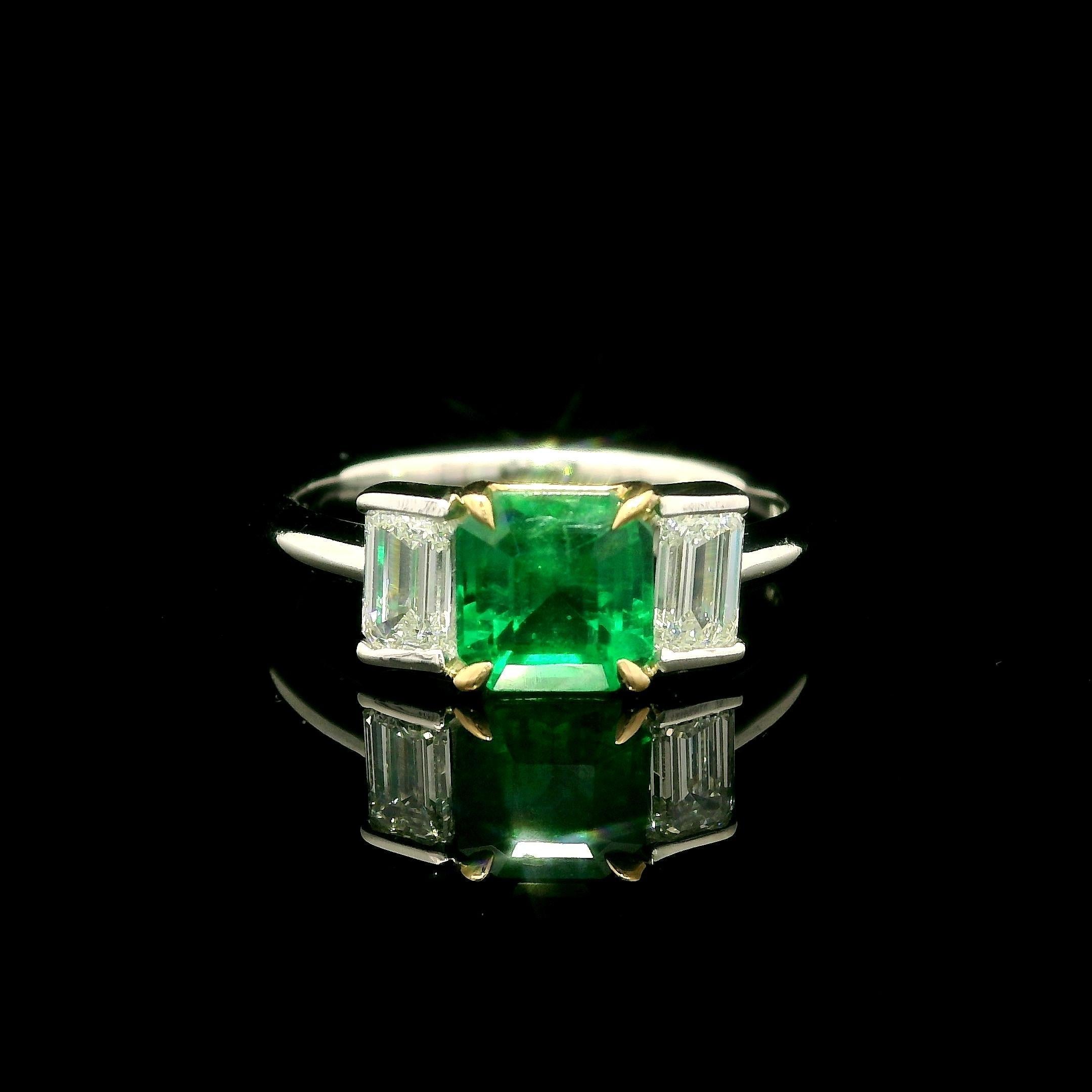 New Platinum & Gold High Quality GIA 1.68ctw Emerald Diamond Classic Ring For Sale 7