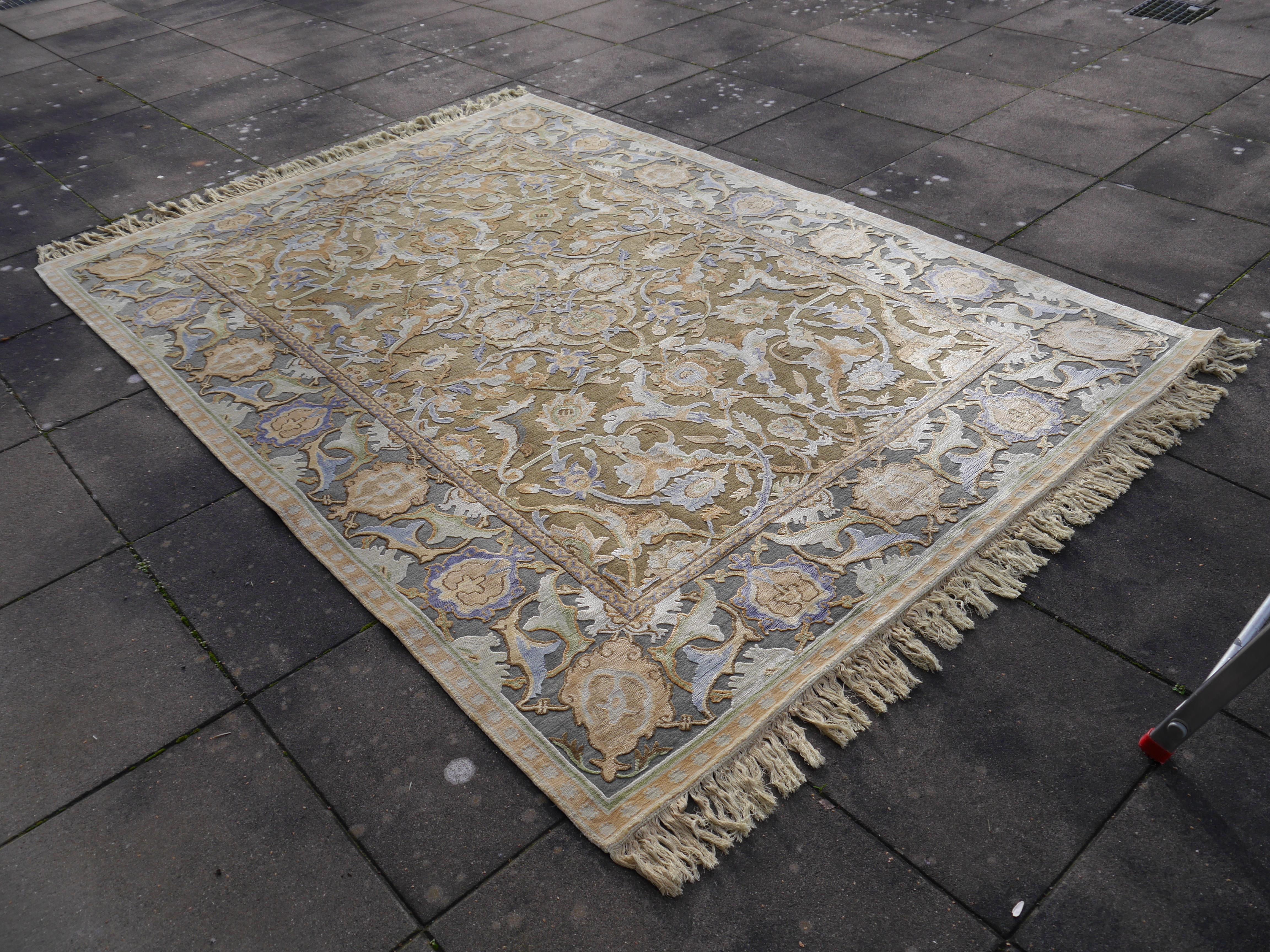 New Polonaise Rug Silk and Wool Antique Isfahan Design Bespoke Sizes 2