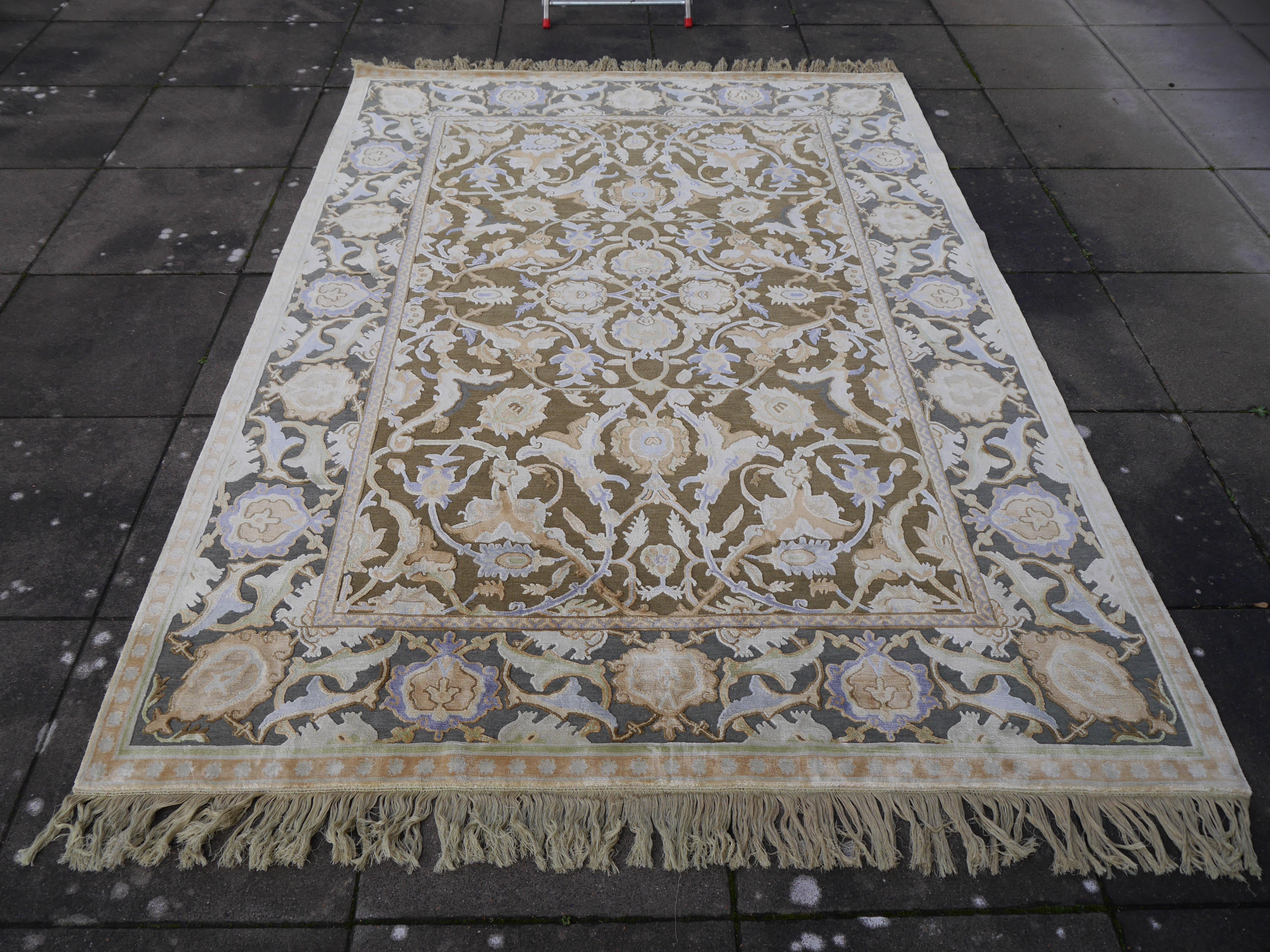 New Polonaise Rug Silk and Wool Antique Isfahan Design Bespoke Sizes 7
