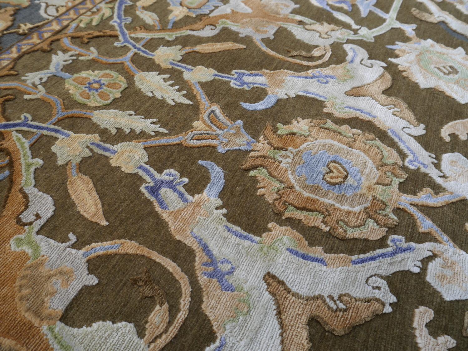 Tapis polonaise ancien design Isfahan en soie et laine, tailles sur mesure en vente 10