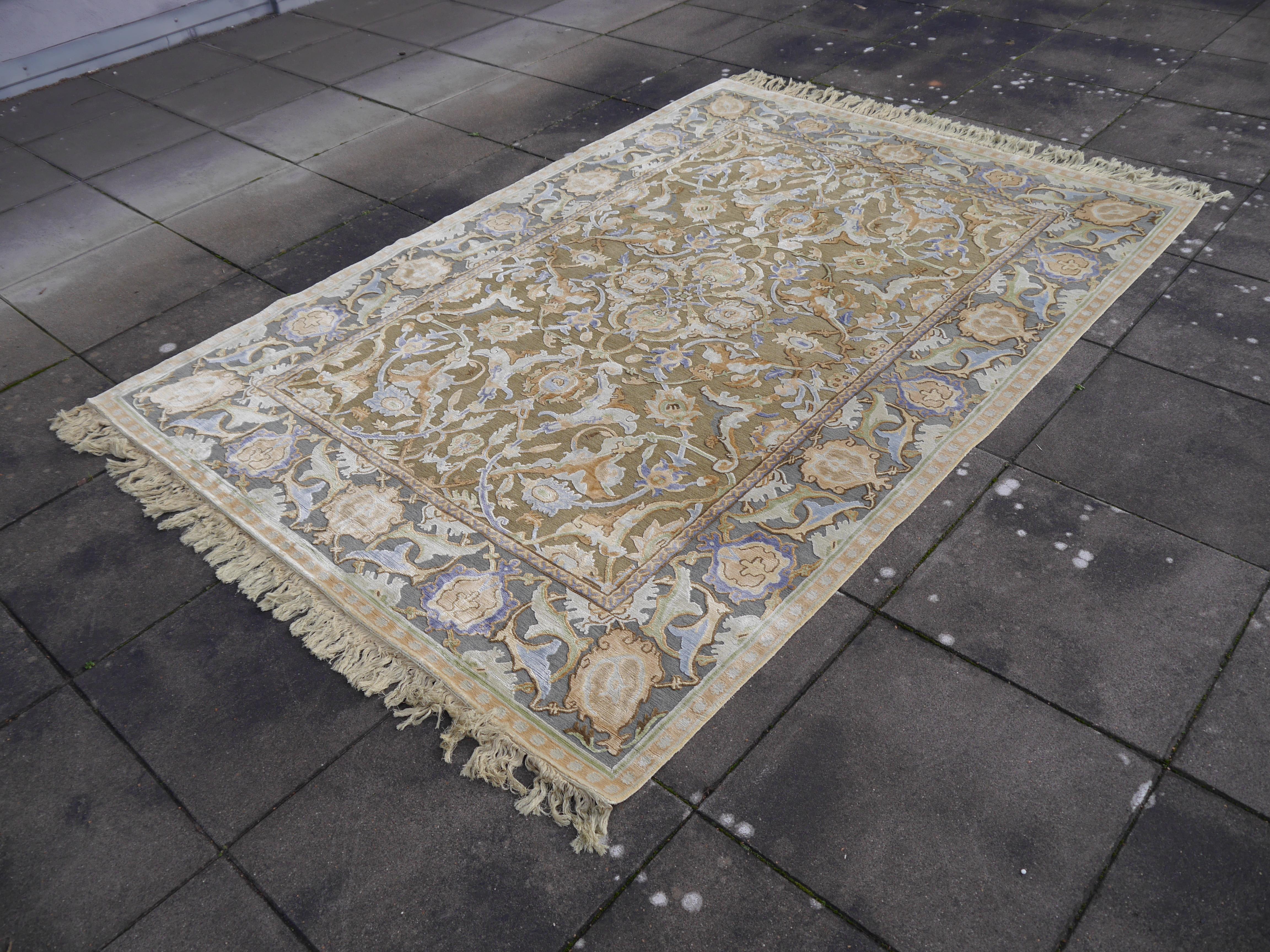 New Polonaise Rug Silk and Wool Antique Isfahan Design Bespoke Sizes 9