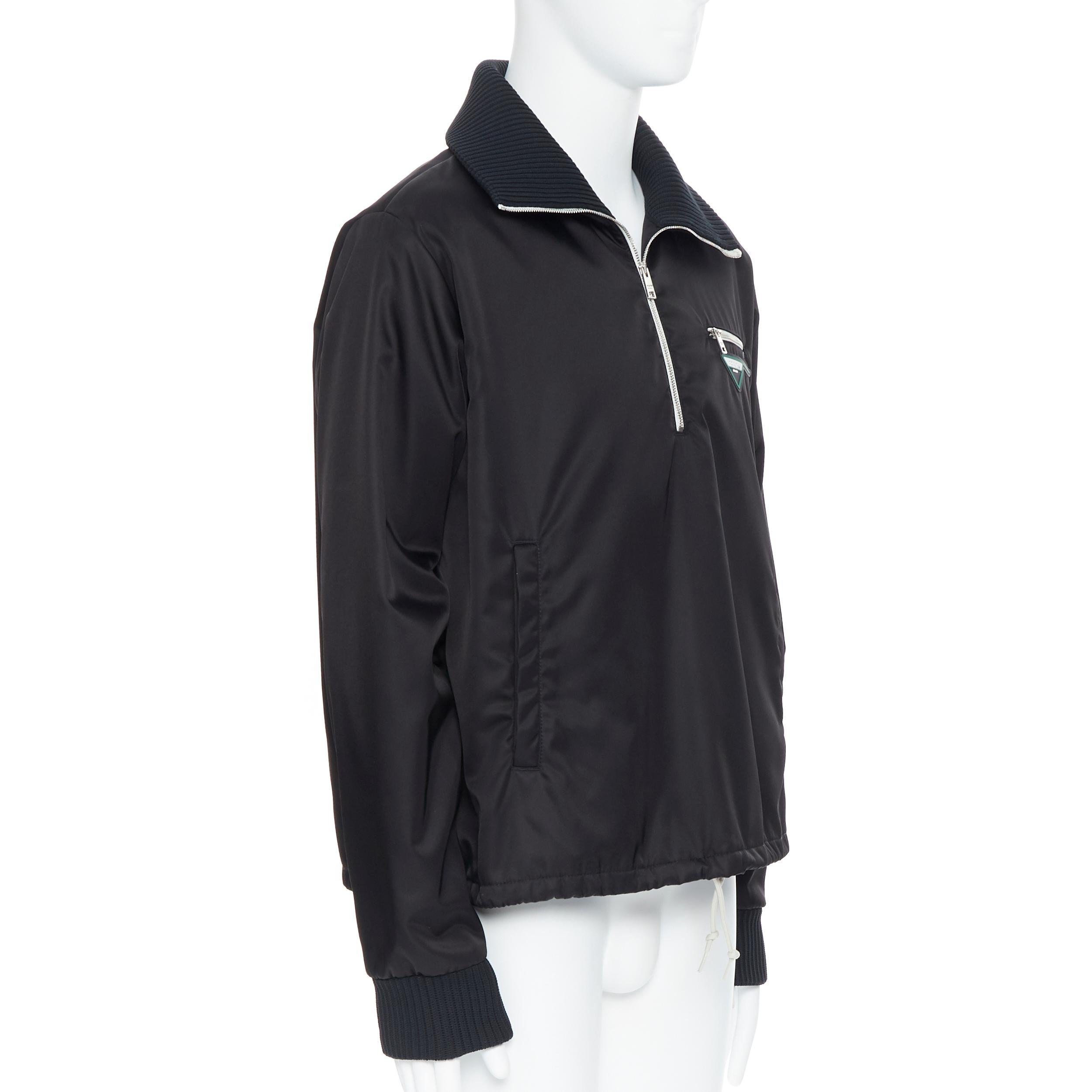 Uomo nuovo Prada 19 Runway nero triangolo logo gomma mezza zip pullover giacca IT52 XL