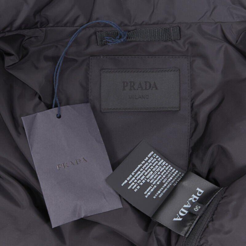 new PRADA 2018 black nylon triangle rubber logo detail padded jacket IT50 L For Sale 6