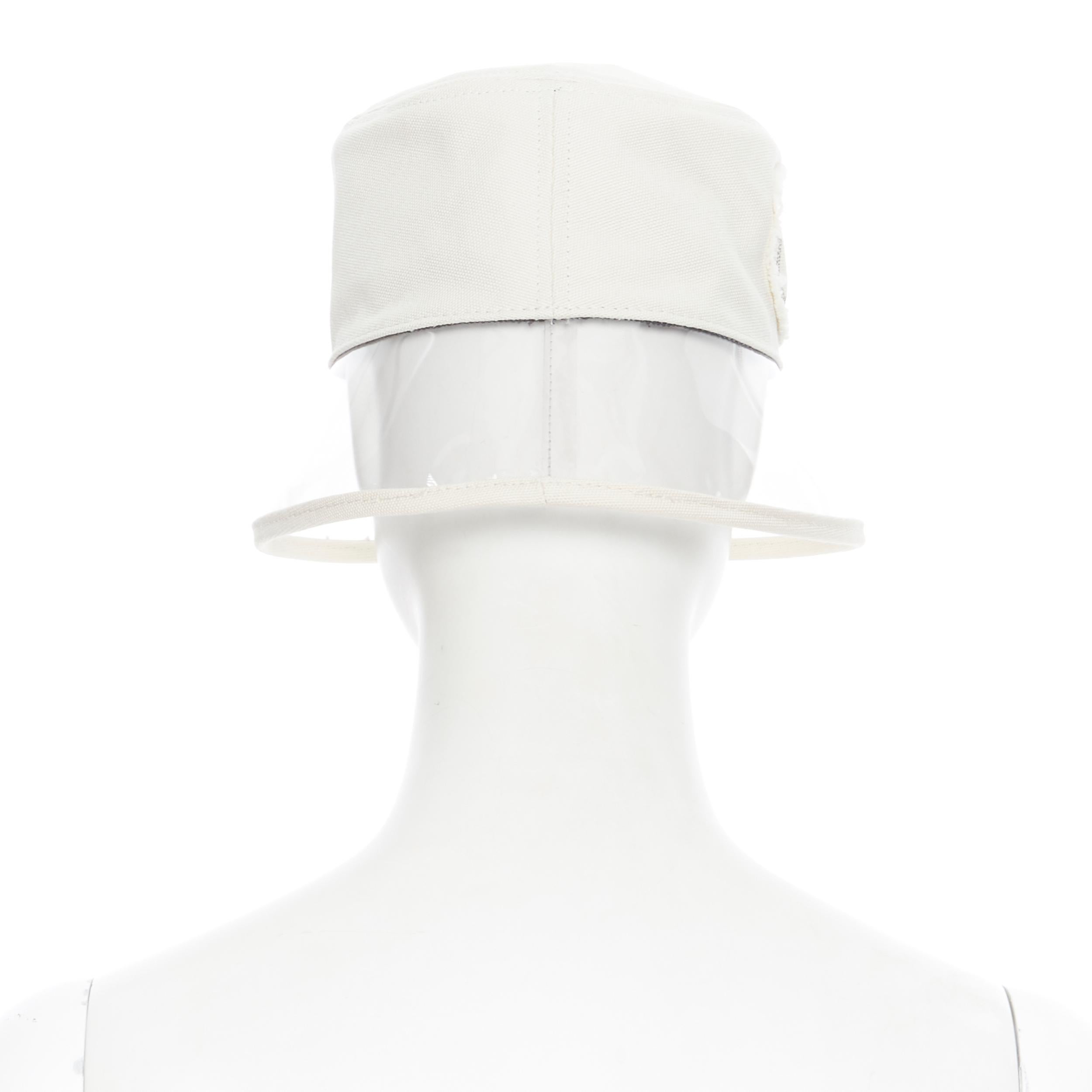 Donna nuovo cappello a secchiello PRADA 2018 in cotone panna sfrangiato con logo in PVC trasparente tesa scudo anni '90 M