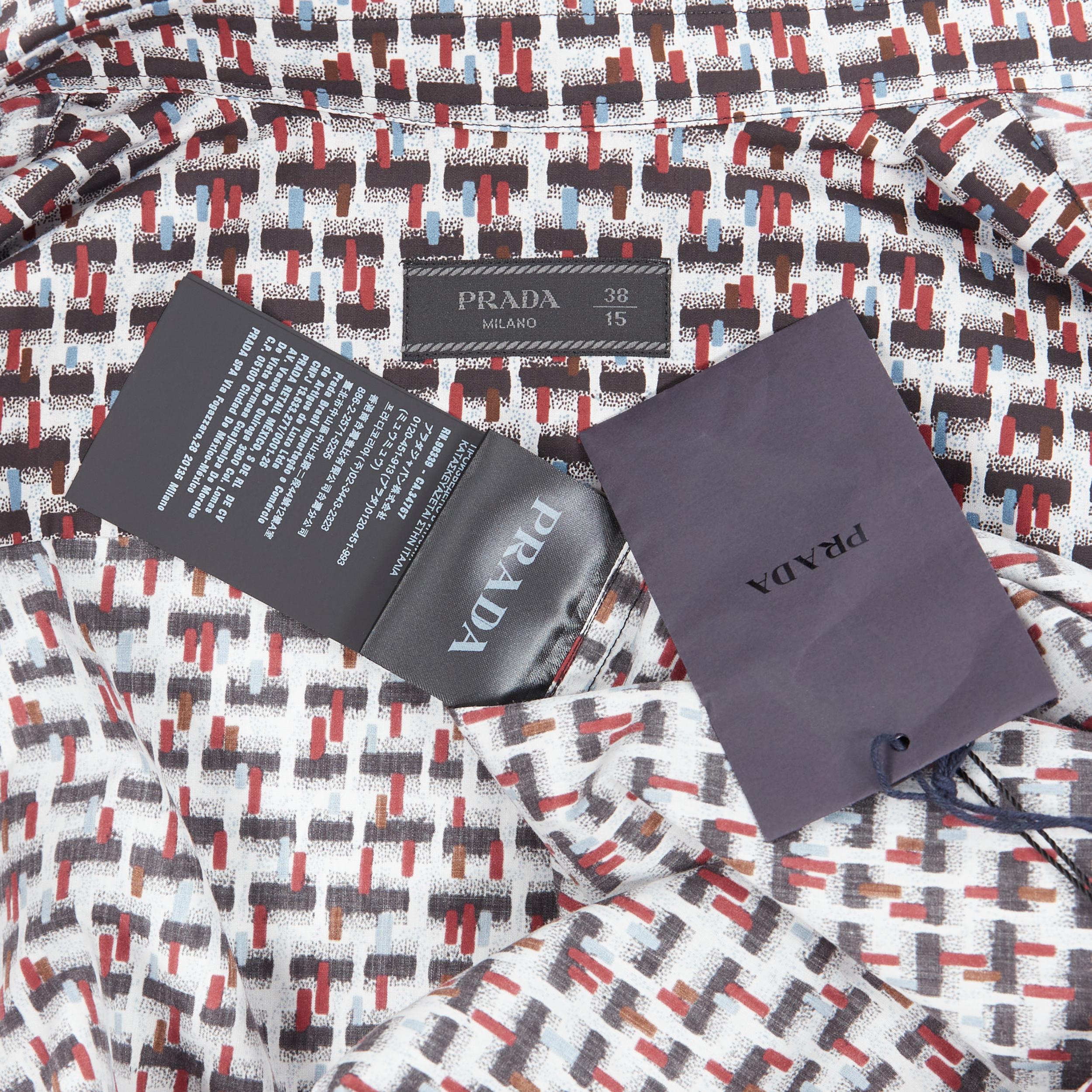 Men's new PRADA 2018 Losanga abstract geometric print studded collar shirt EU39 M For Sale