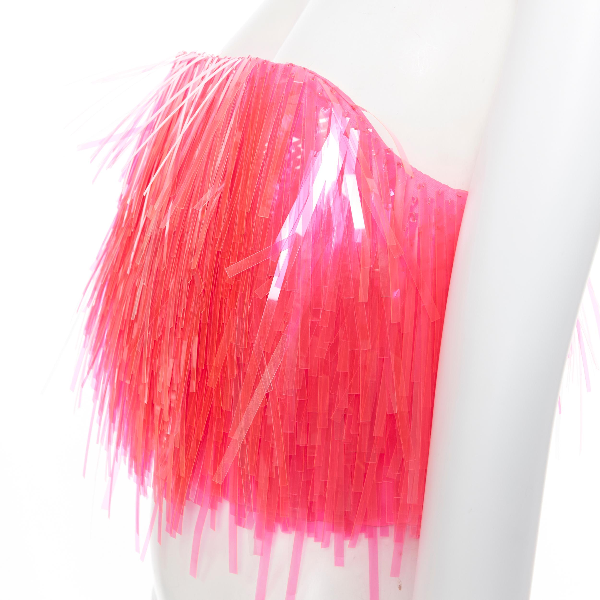 new PRADA 2018 Runway rare neon pink PVC strip tassel fringe bustier top IT40 S
Brand: Prada
Designer: Miuccia Prada
Collection: Fall Winter 2018
Model Name / Style: Tube top
Material: PVC
Color: Pink
Pattern: Solid
Closure: Zip
Extra Detail: Iconic